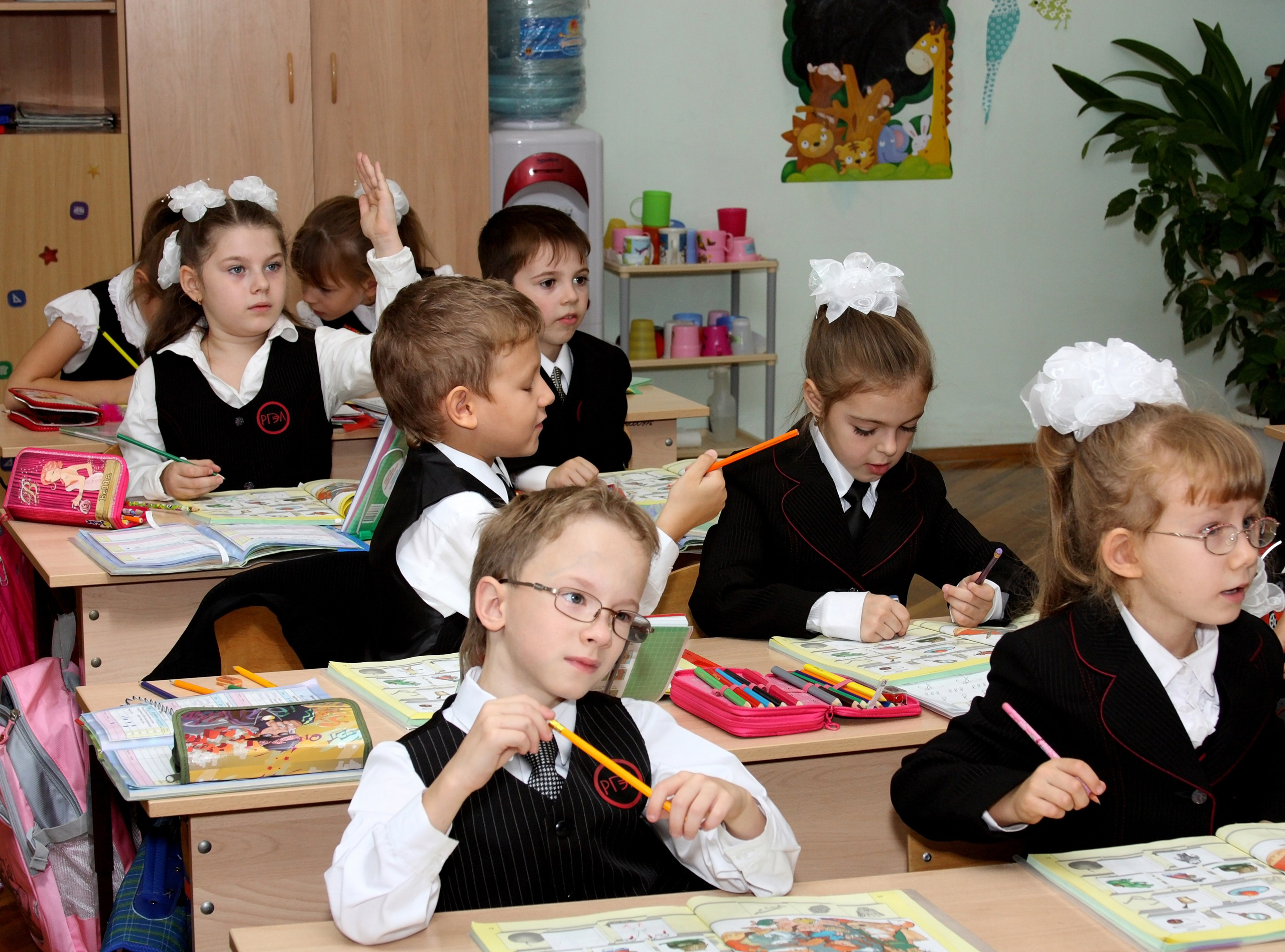 Репортажные фото. Выпускные фотокниги, выпускные альбомы в Ростове-на-Дону