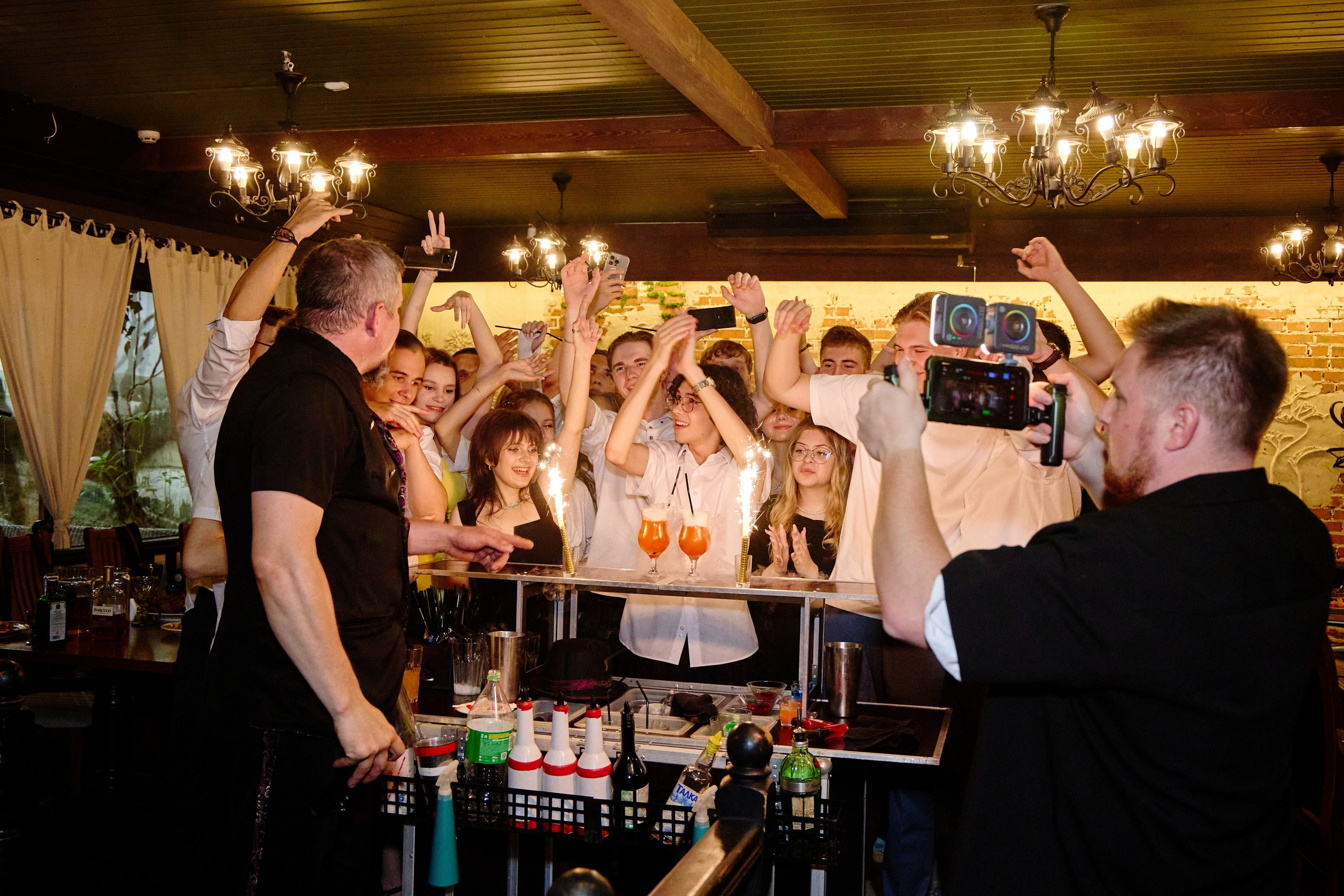 Выпускной 35 Сош. Фотограф Выпускные альбомы Таганрог Сергей Коробченко