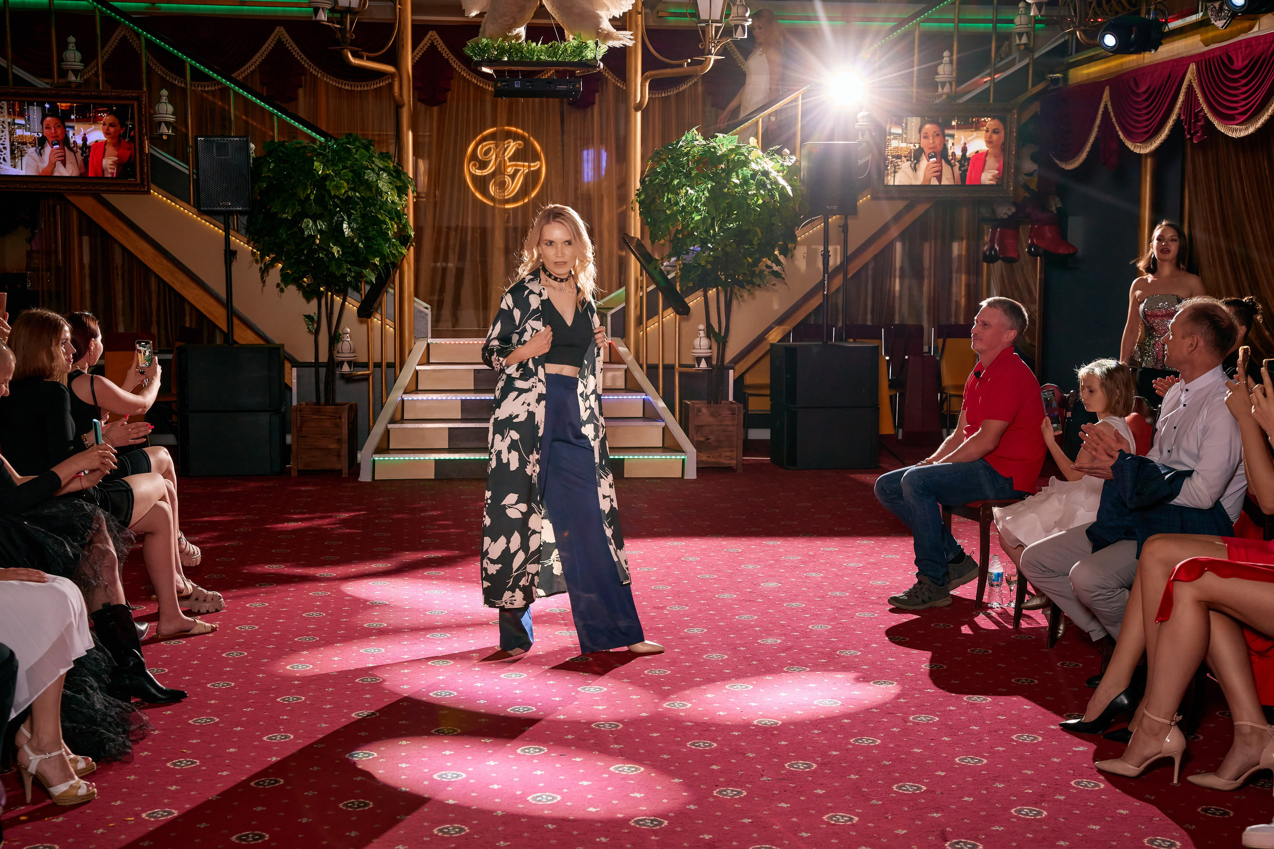 Выпускной моделей. Портретный, семейный и репортажный фотограф в г. Чебоксары Дмитрий Мак