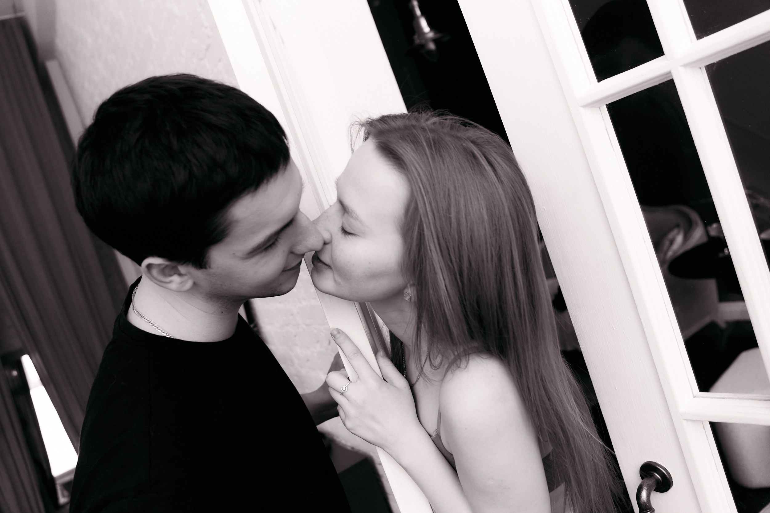 Эля и Никита | домик+улица. Фотограф, рассказывающий истории // Софа Медведева // Екатерибург