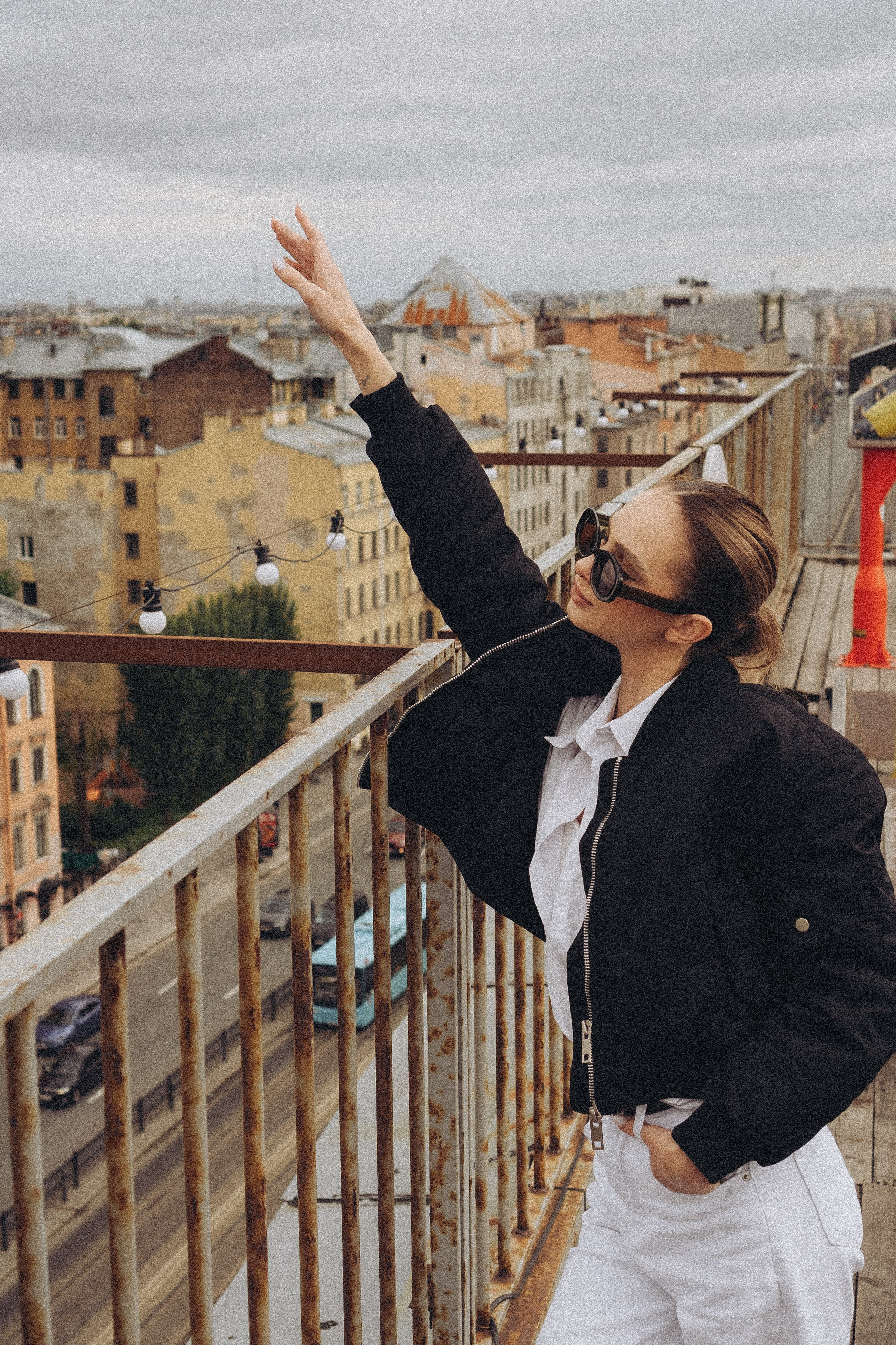 МЫ ГУЛЯЛИ ПРО КРЫШАМ ПИТЕРА. Профессиональный фотограф, Санкт-Петербург — Виктория Богомолова