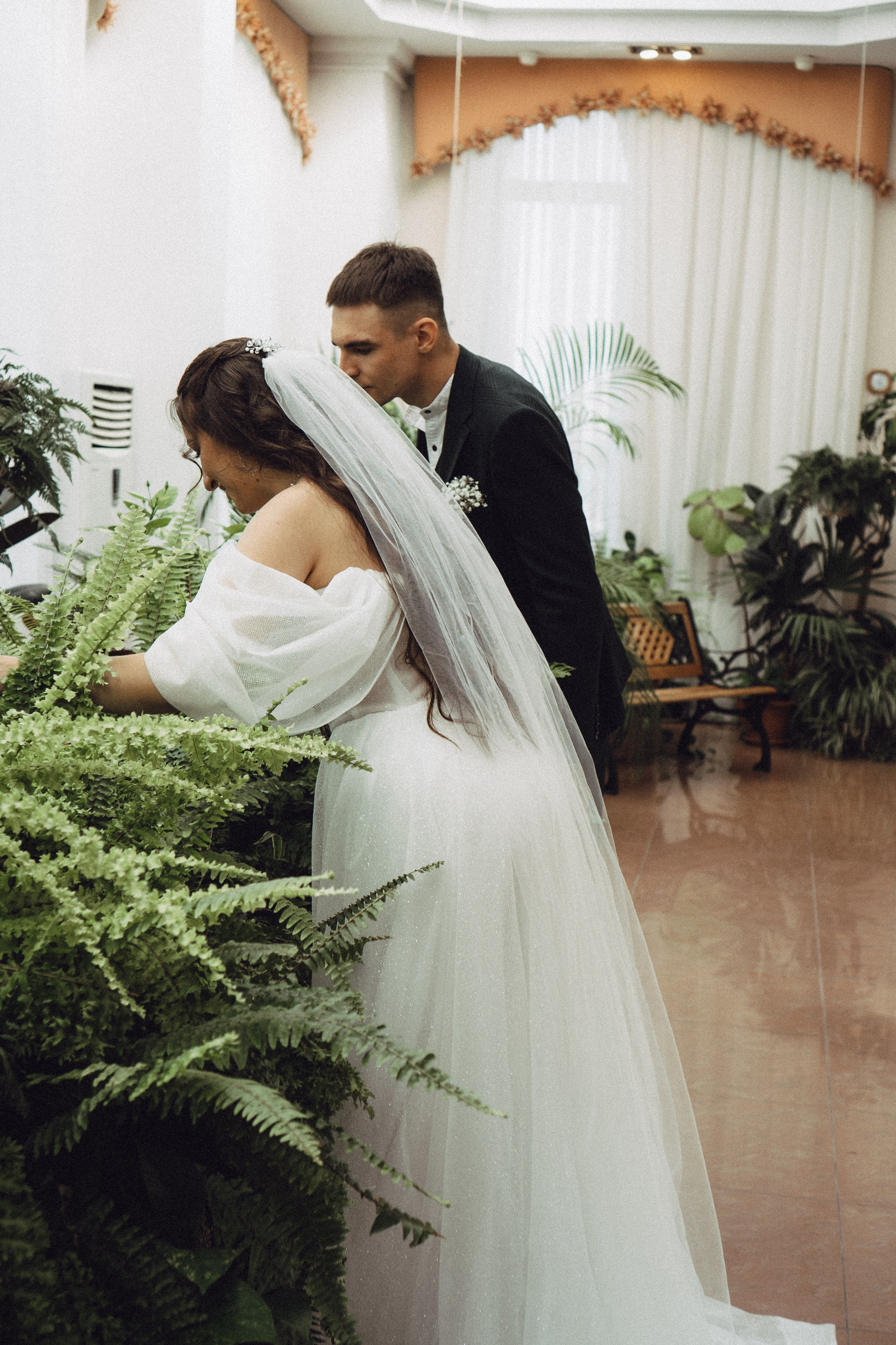 СВАДЕБНАЯ СЬЕМК В ПАРКЕ 300-ЛЕТИЯ. Профессиональный фотограф, Санкт-Петербург — Виктория Богомолова