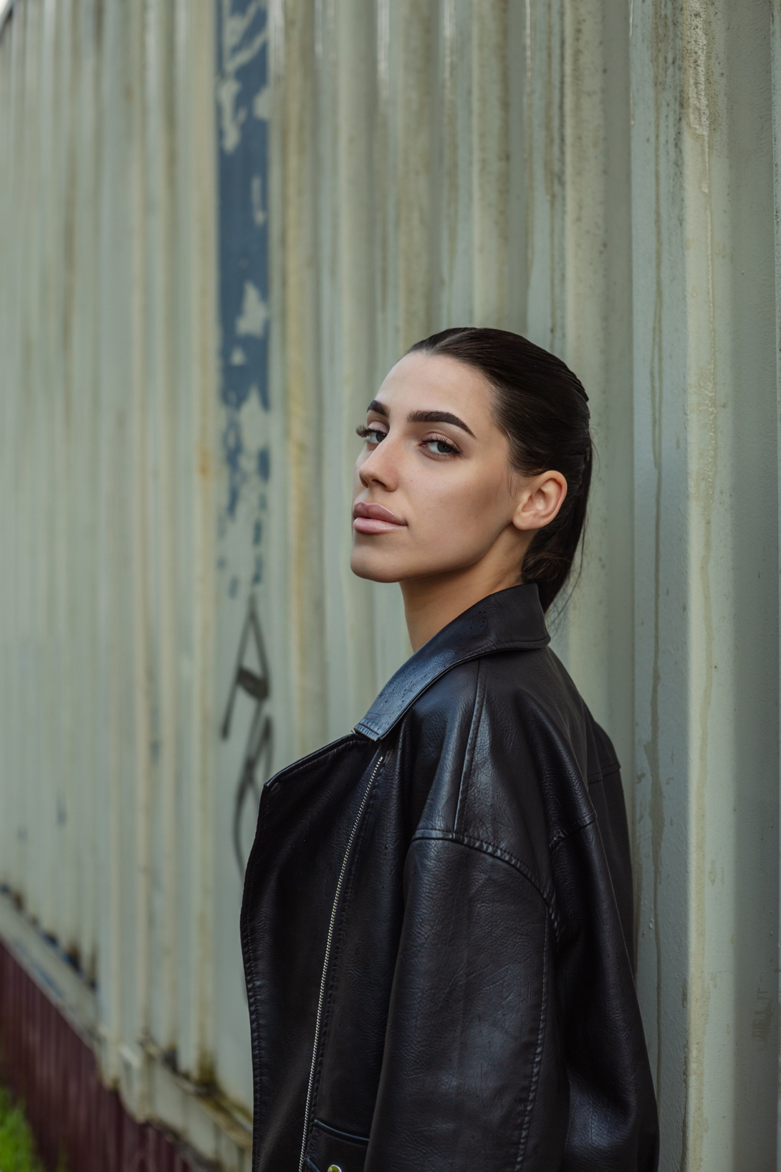 У контейнера. Khalimonov