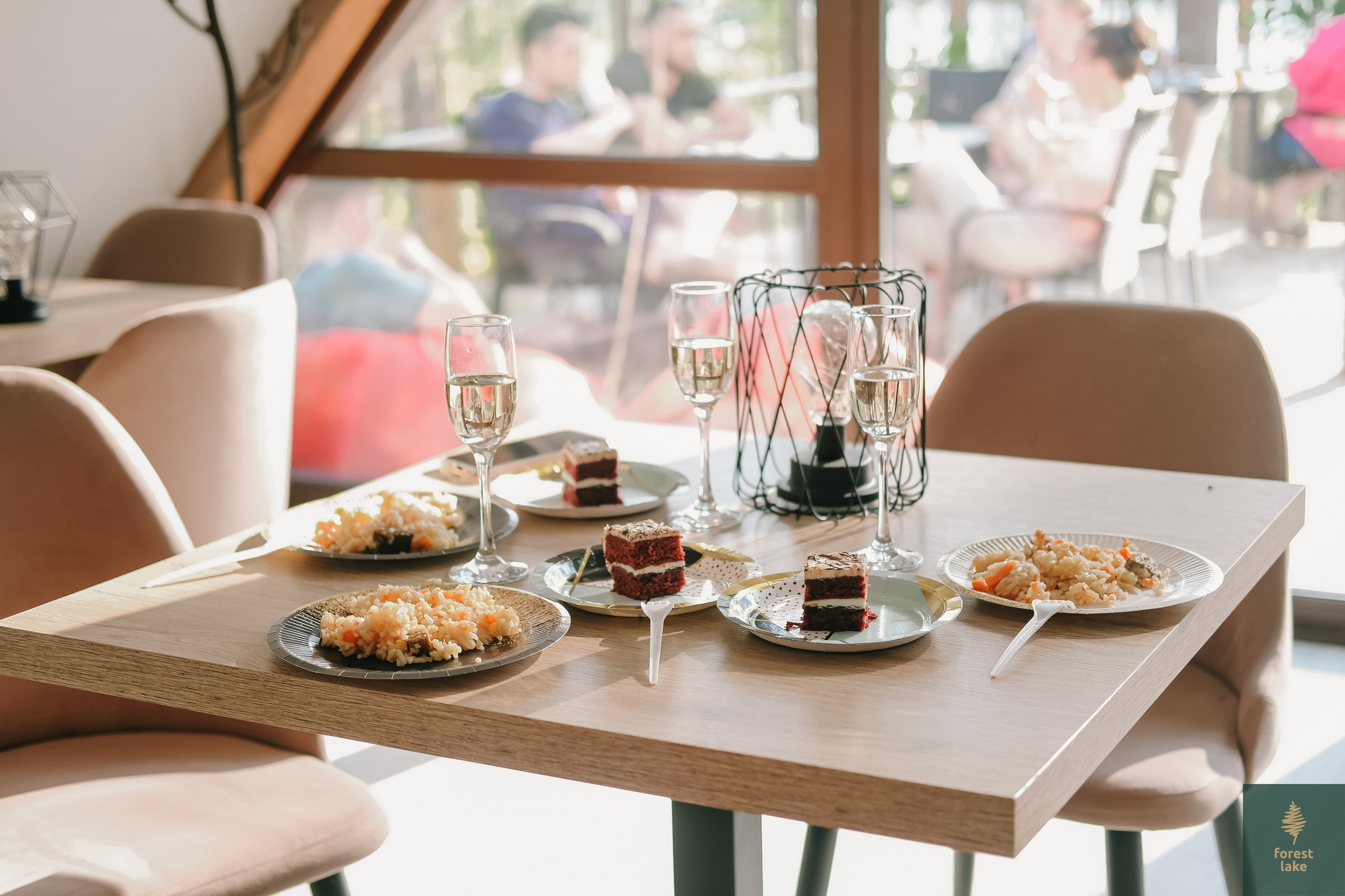 Выездные съемки репортаж. Фотограф сюжетных съемок и портретов в Санкт-Петербурге и Москве Стася Ефремова