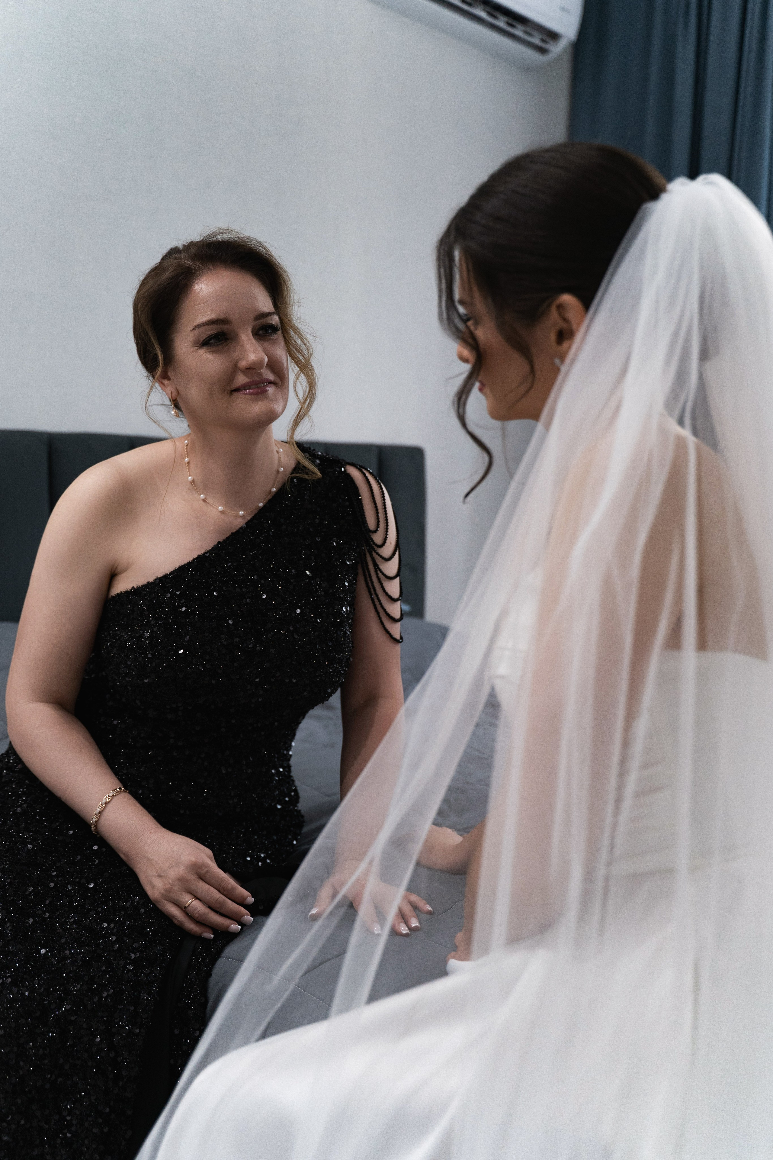 Evgeniya and Artem. Rezyame