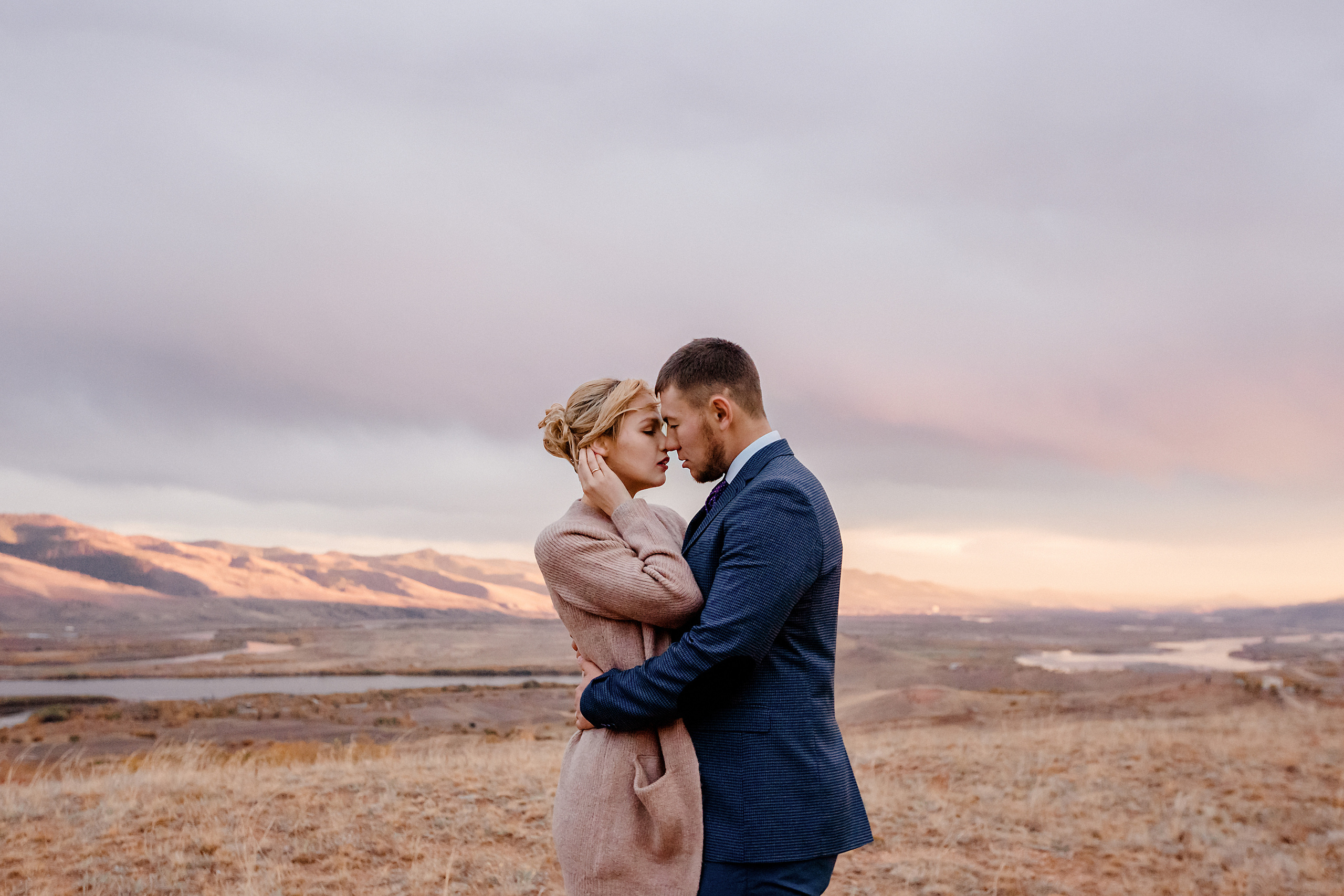 Локации в пригороде Улан-Удэ. Фотограф и видеограф в Улан-Удэ: Аюна Габагуева и Артём Шаханов