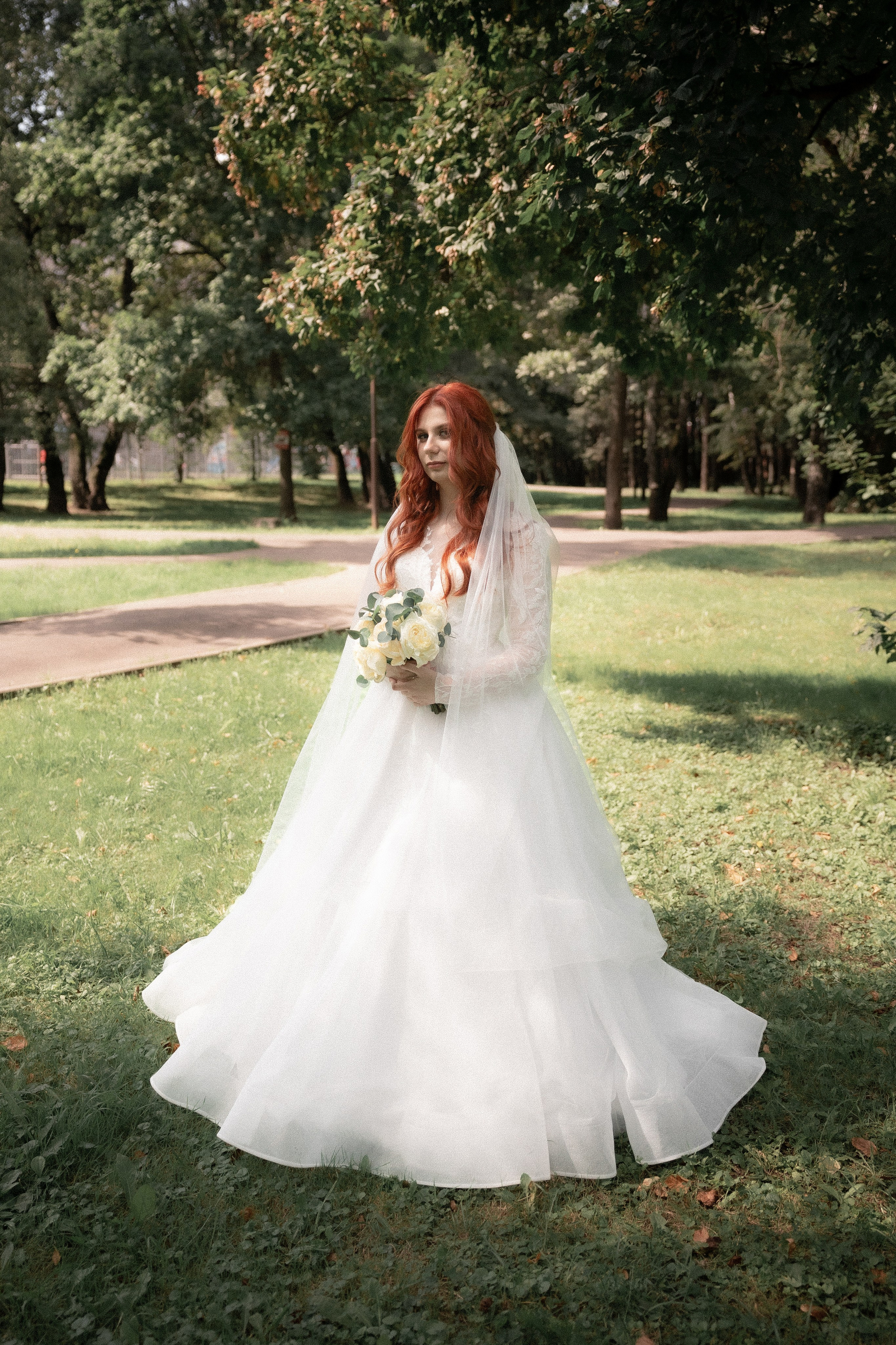 Фотосессия свадьбы Ивана и Александры в парке Горки Ленинские