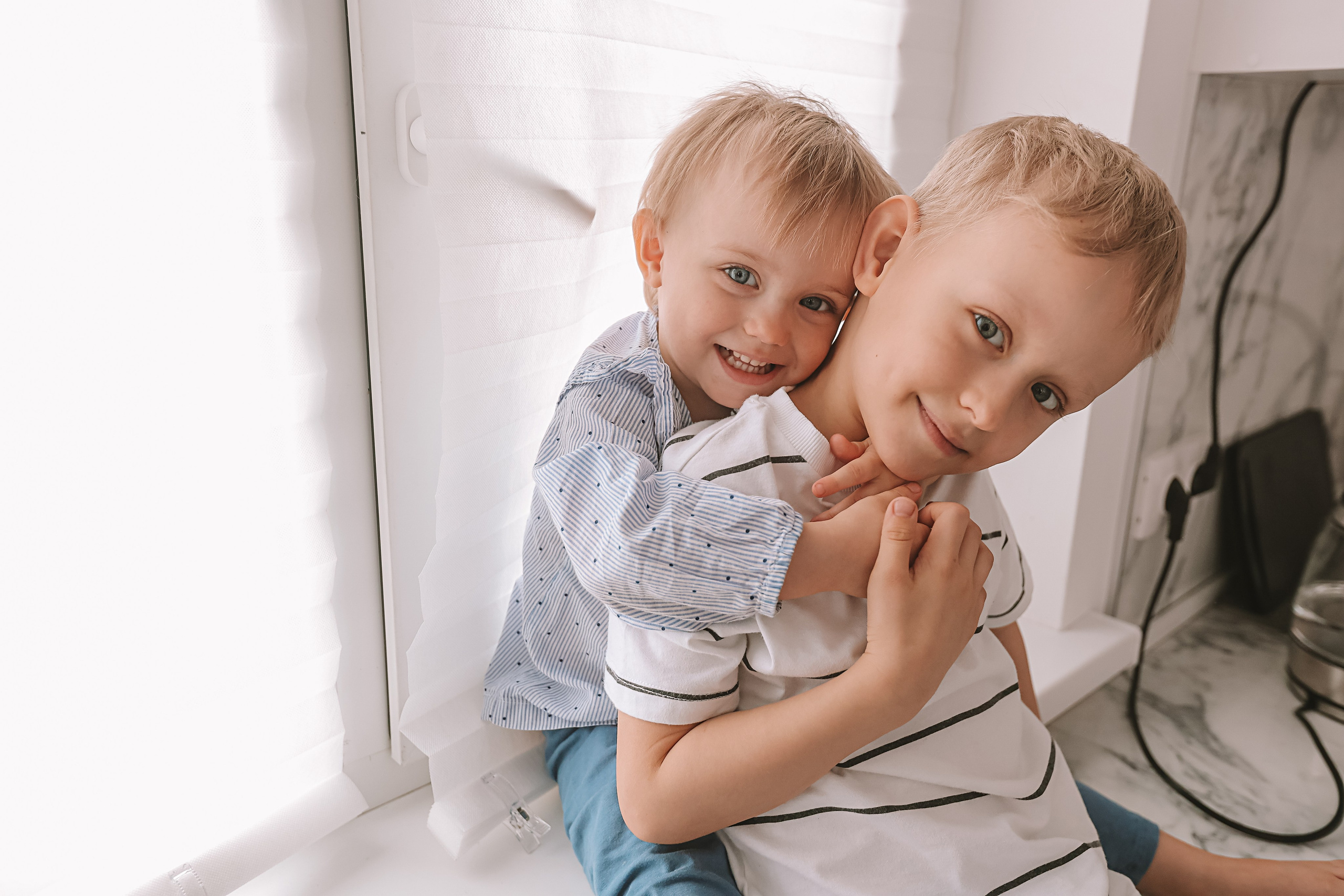 Семейная в домике (репортаж). Семейный фотограф Тюмень, фотограф на роды Салмина Мария
