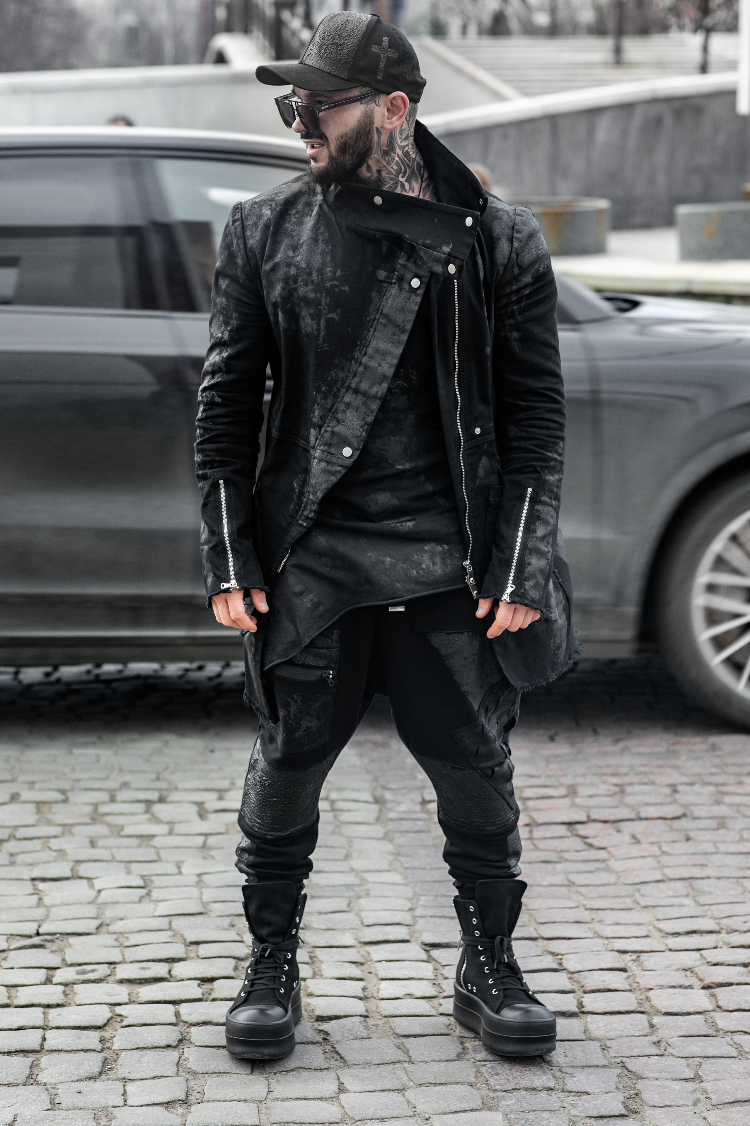 Дизайнерская одежда @ALEX KROWN. Art photographer Nino