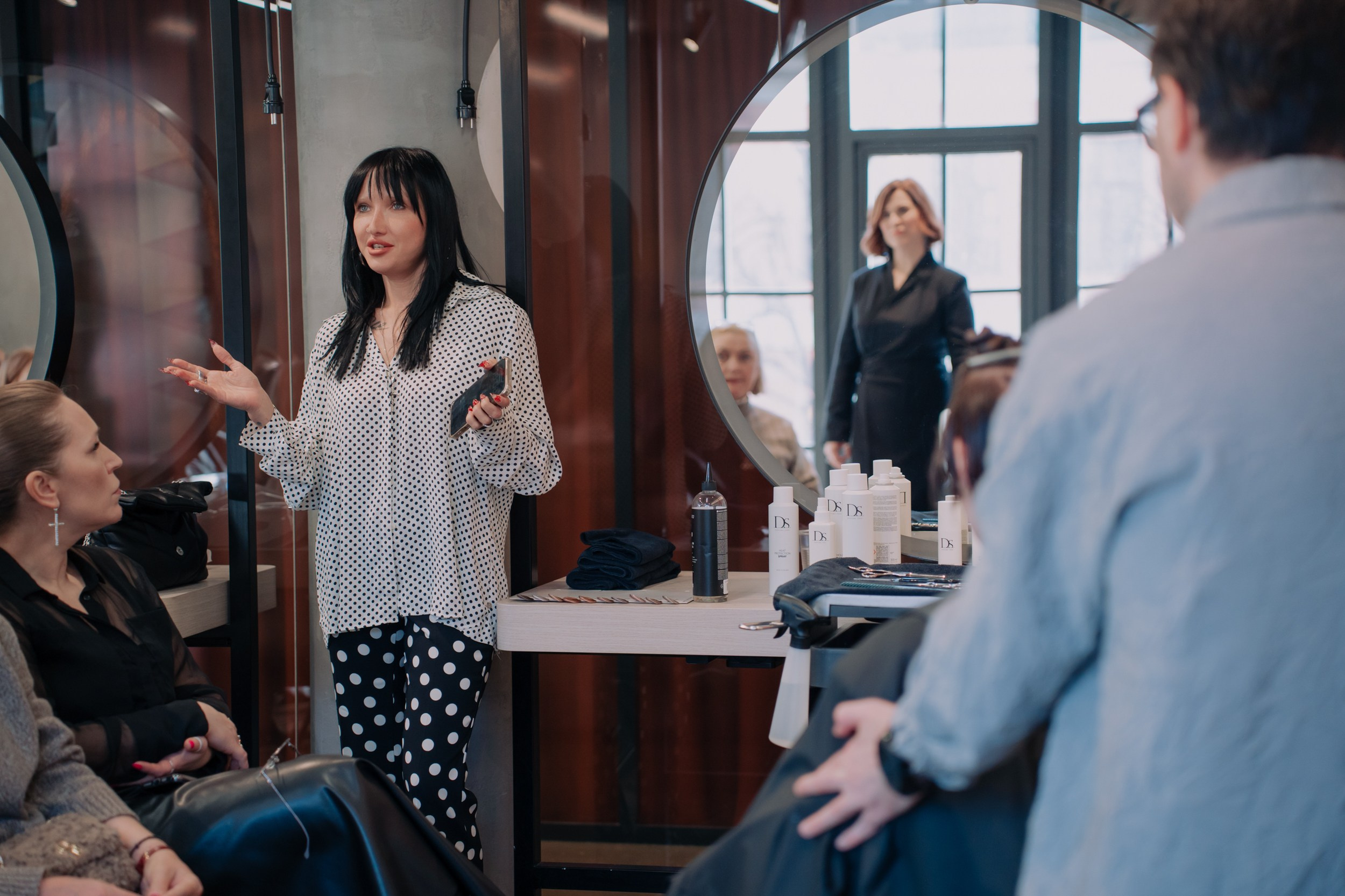 Мастер класс по стрижкам от Олега Курникова. Портретный и репортажный фотограф в Санкт-Петербурге Максим Пашков