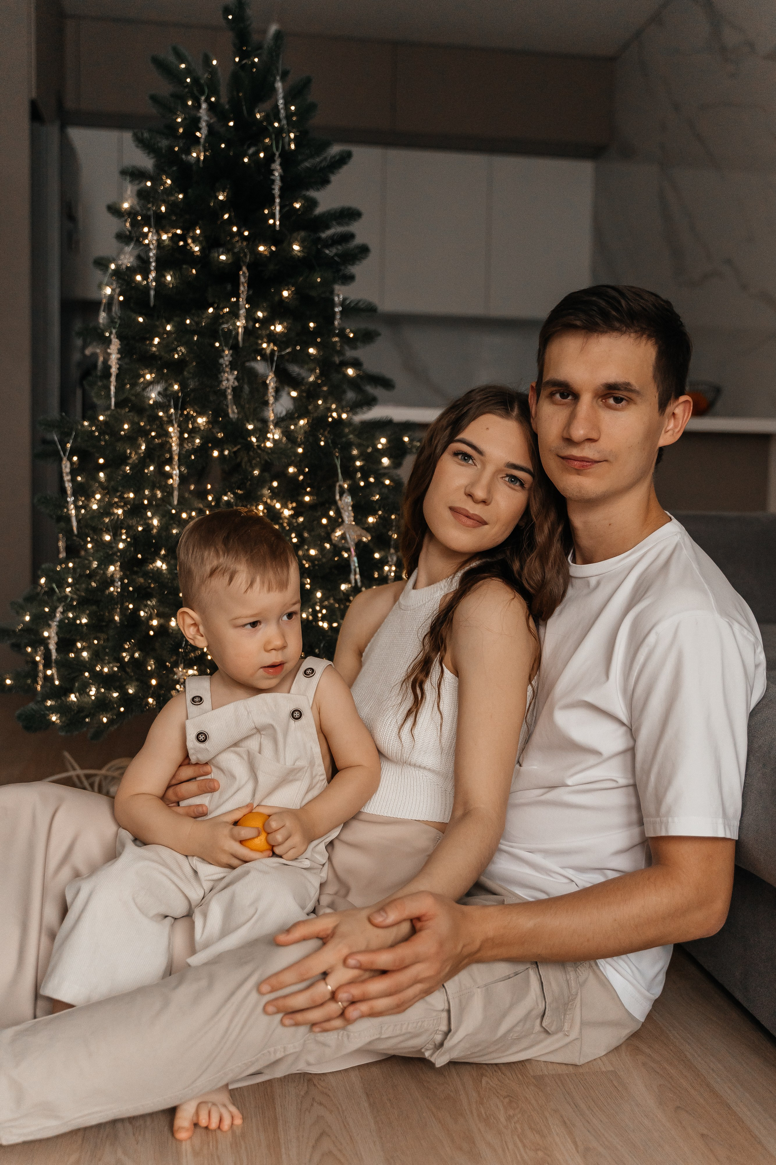 Вадим, Юля и Мирон. Волик Мария