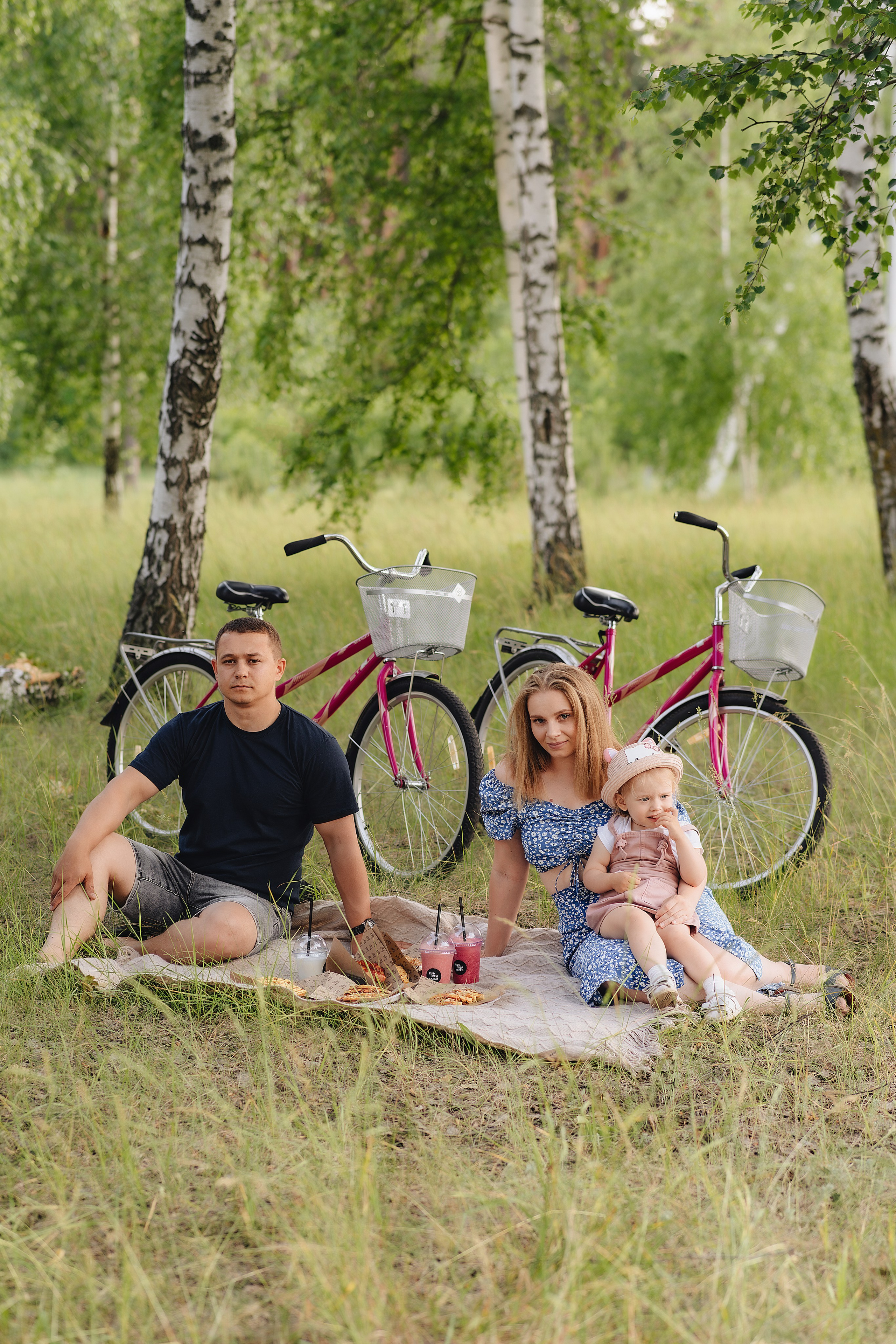 Семейная прогулка | Съемка для кофейни. Фотограф Карина Шмулёва. Воронеж и область