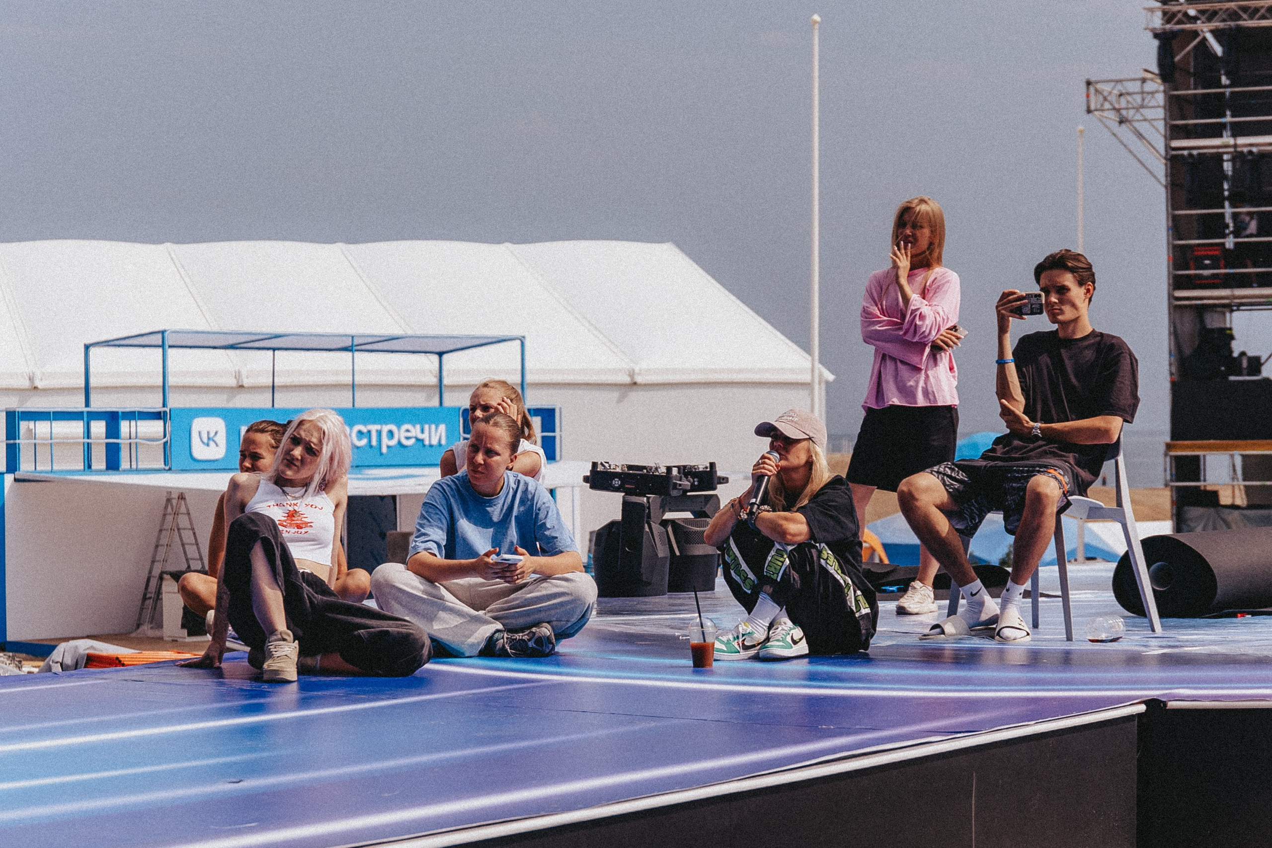 Бекстейдж фестиваля «Таврида 2024». Izotoff Photographer