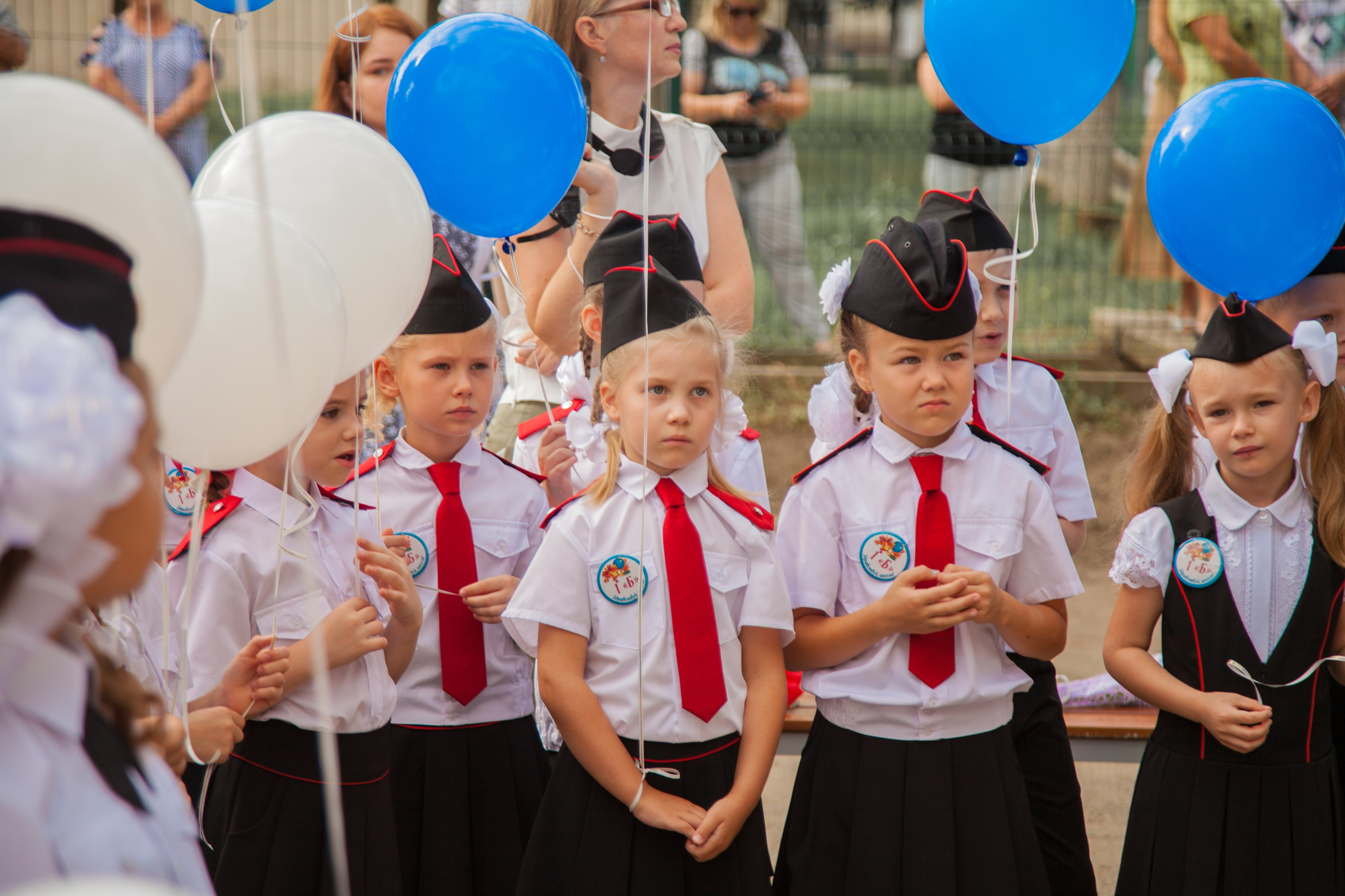 Линейка 1 сентября. Свадебный и семейный фотограф в Армавире
