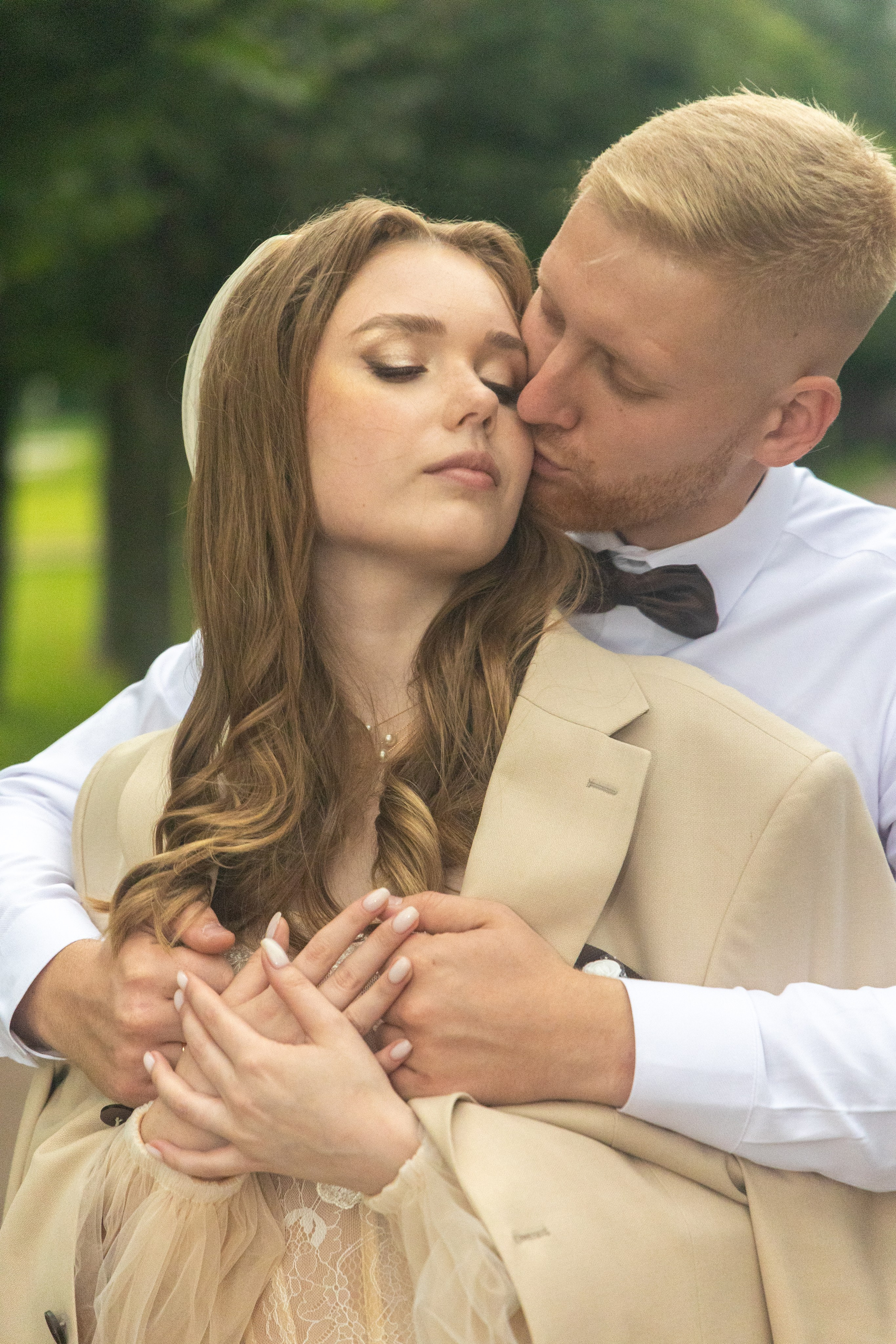 Свадебная фотосессия свадебный фотограф Татьяна Марсуверских свадебная фотопрогулка Москва Жуковский. Фотограф для маркетплейсов, фотоуслуги в Жуковском Татьяна Марсуверских