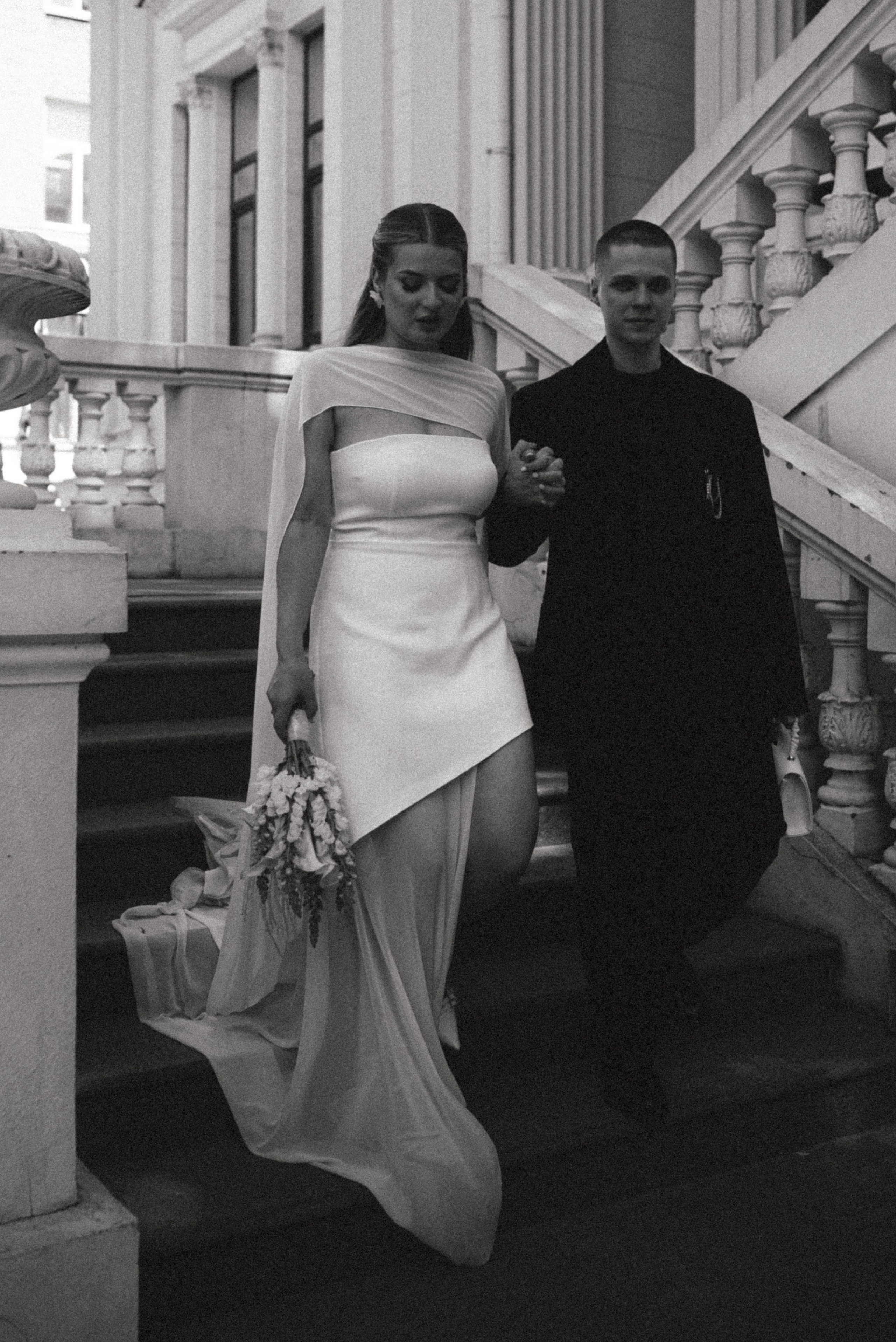 Свадебная прогулка и роспись в Кировском ЗАГСе