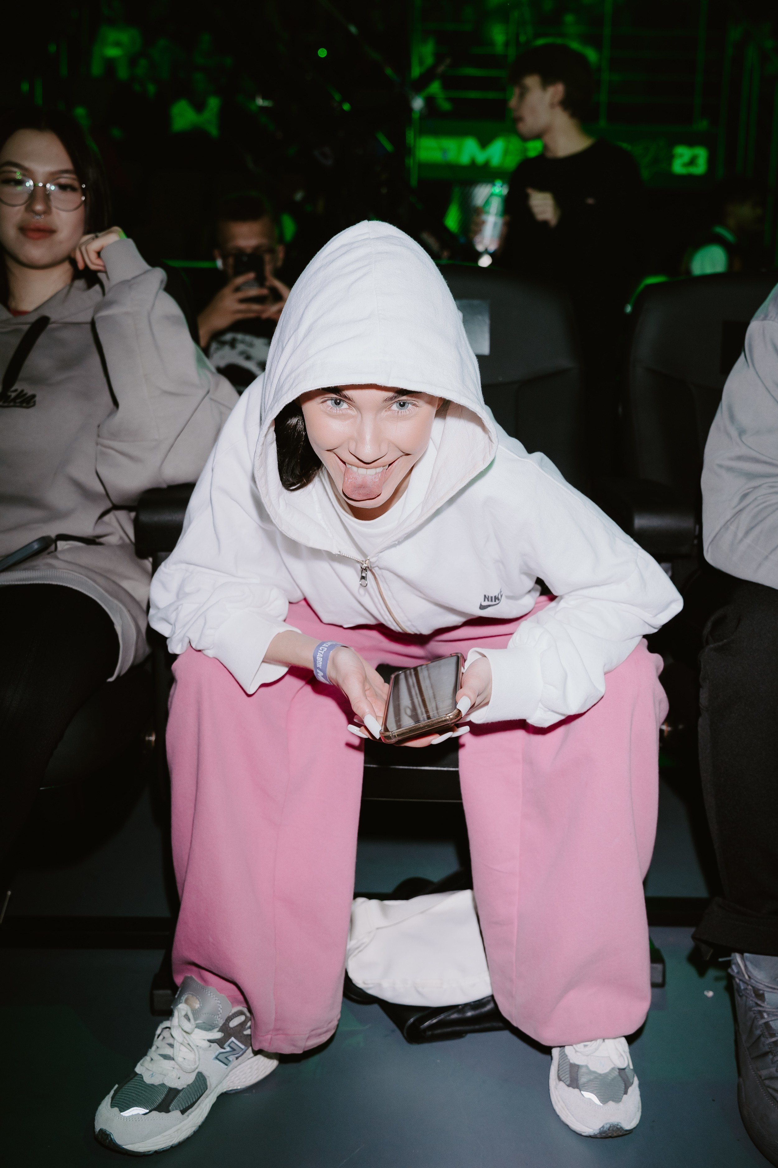 MEDIABASKET x LIGASTAVOK. Фотограф первого впечатления