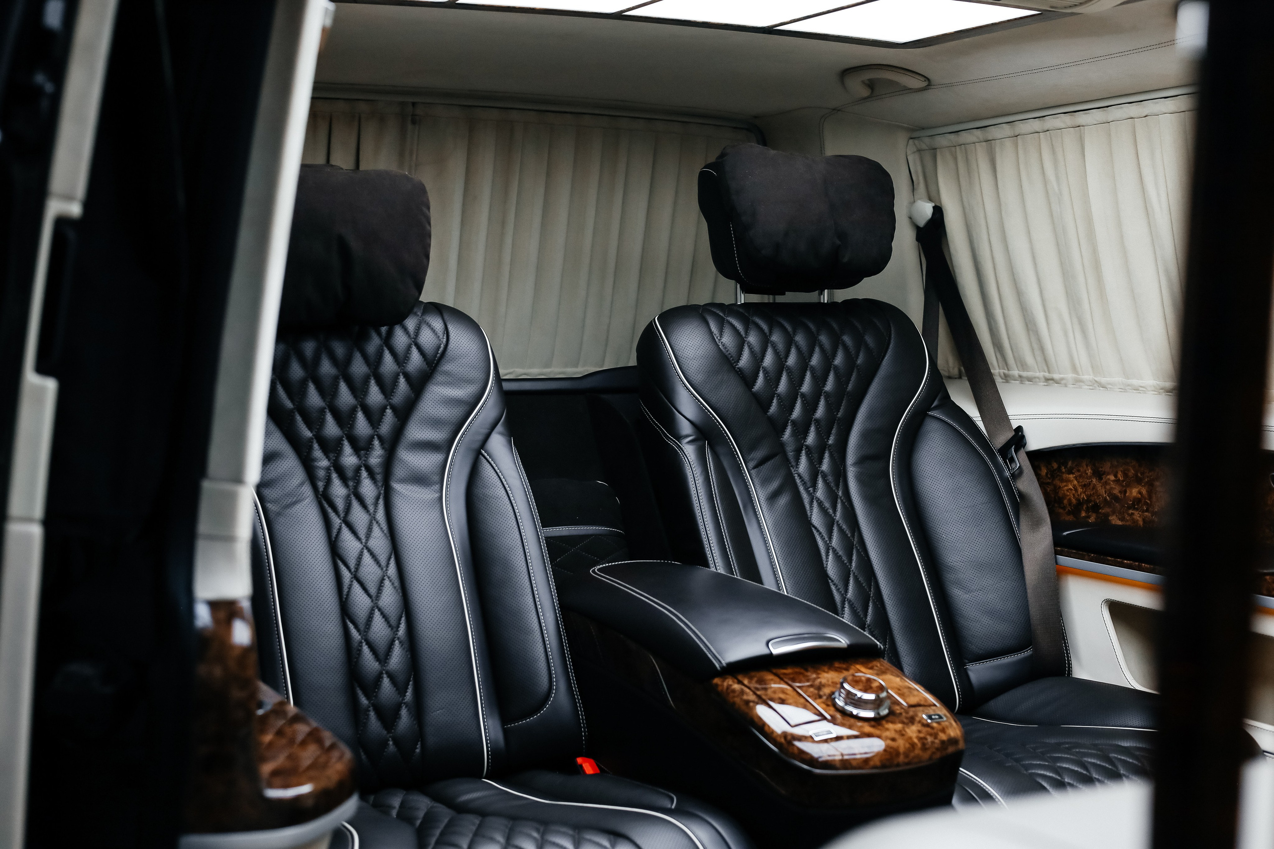 𝒱𝑜𝓁𝓀𝓈𝓌𝒶𝑔𝑒𝓃 𝒞𝒶𝓇𝒶𝓋𝑒𝓁𝓁𝑒. Wedding Photographer from St.Petersburg