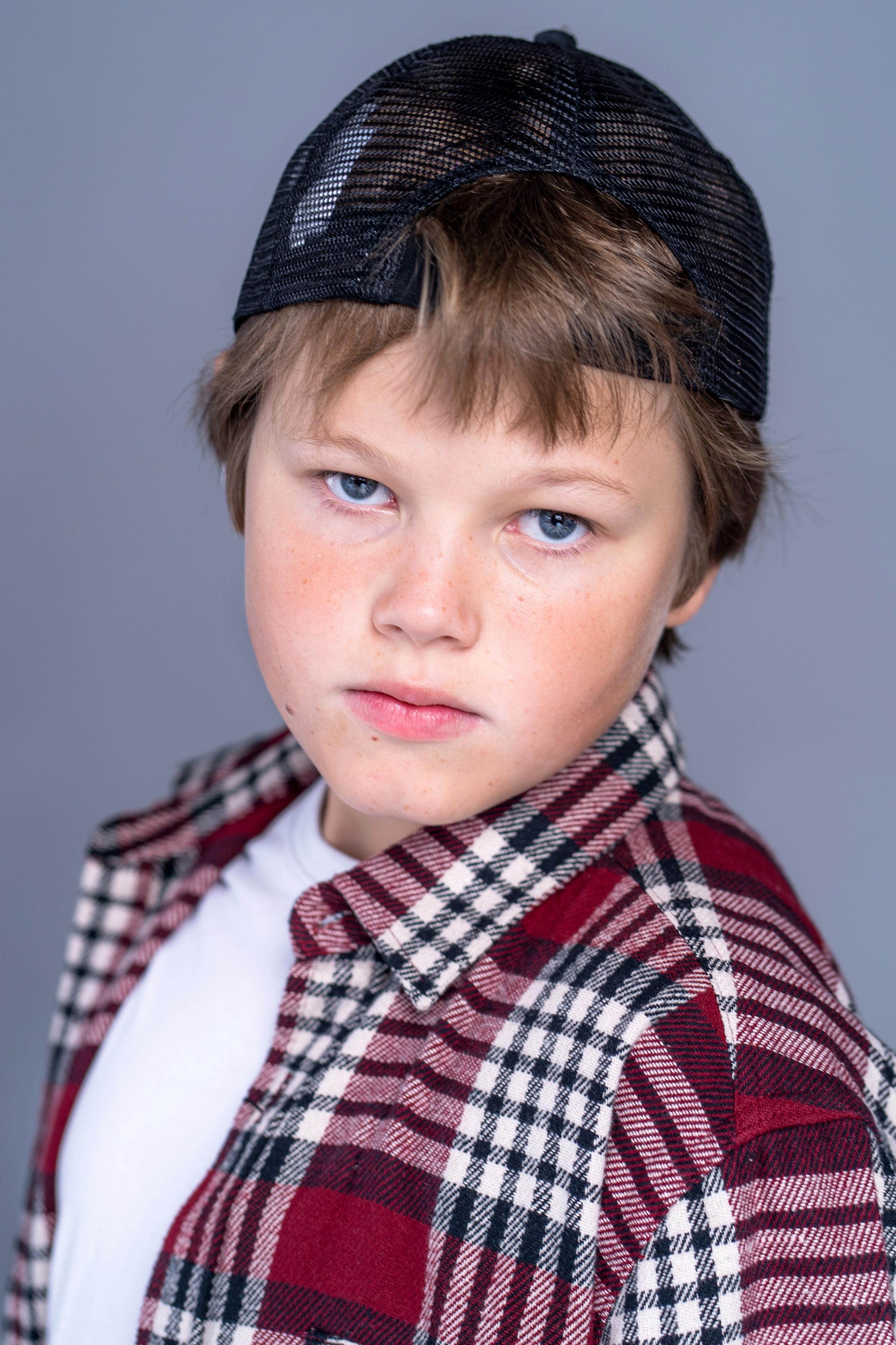 МАТВЕЙ. Портретный фотограф. Актёрское портфолио