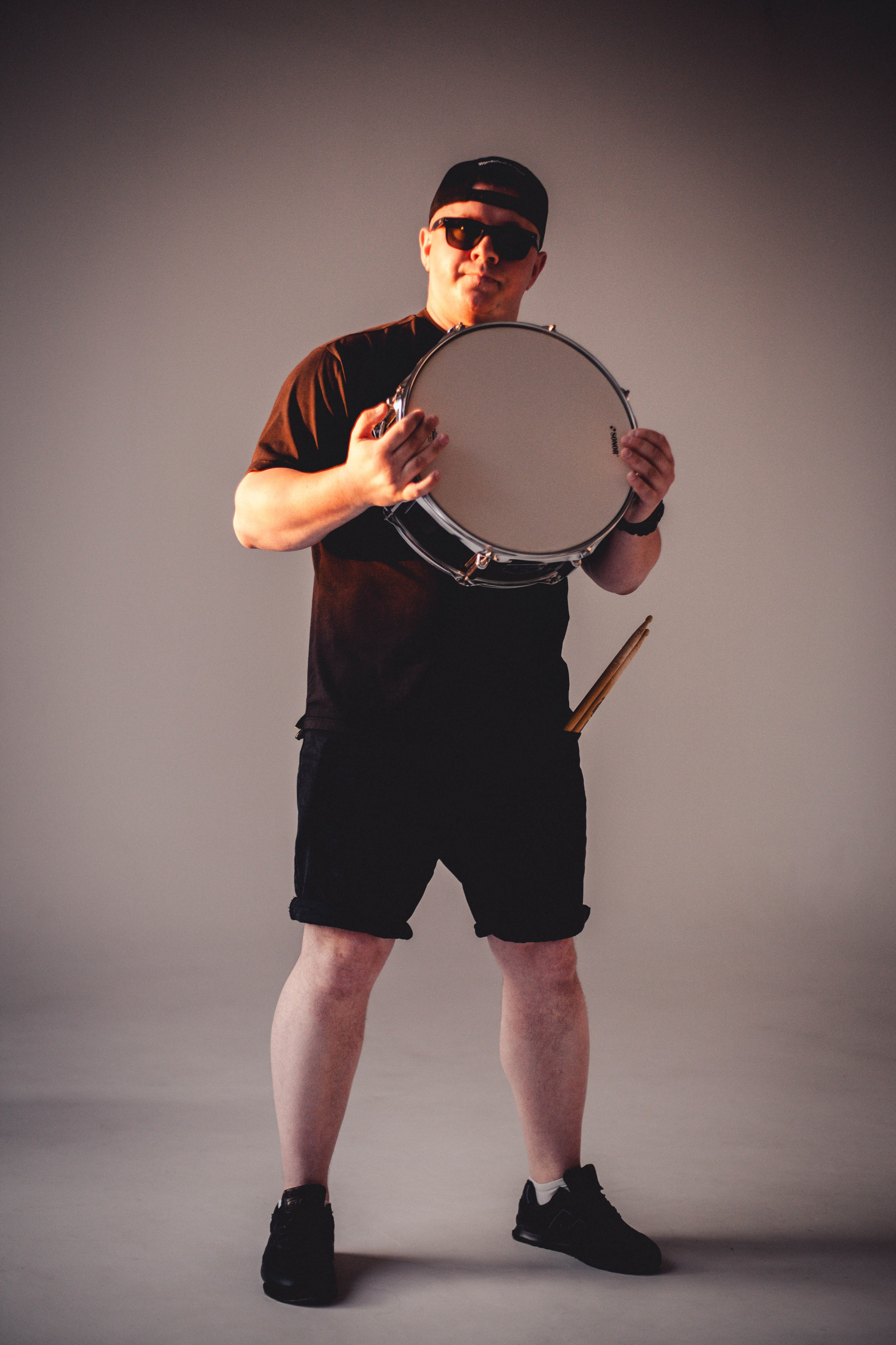 Студия. Уличный фотограф Города N