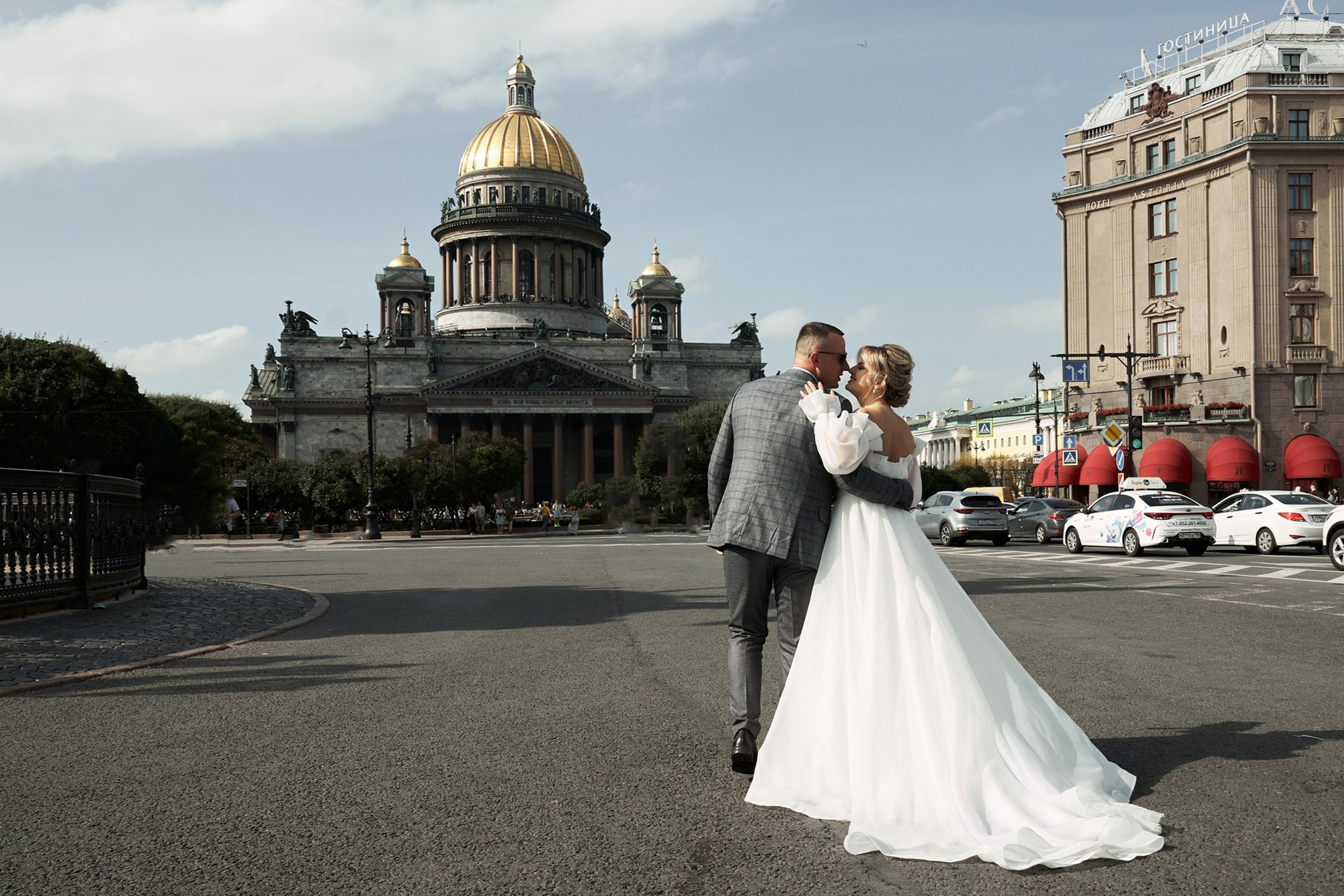 Свадебная фотосессия Арины и Артура в Санкт-Петербурге. Свадебный фотограф Евгений Олейников в Воронеже