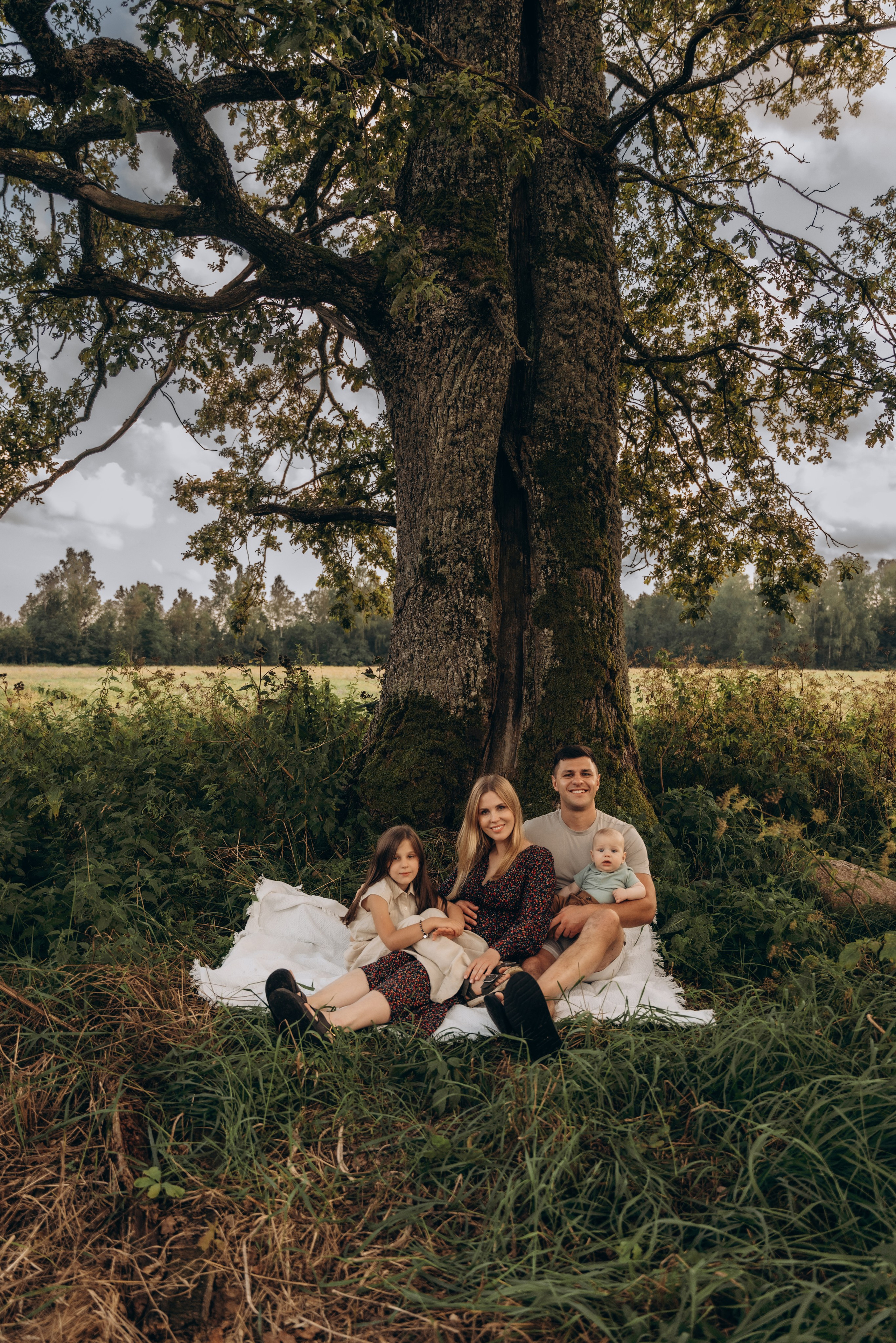 Оля, Женя, Роза и Федя. Фотограф Мария Миллс | Минск