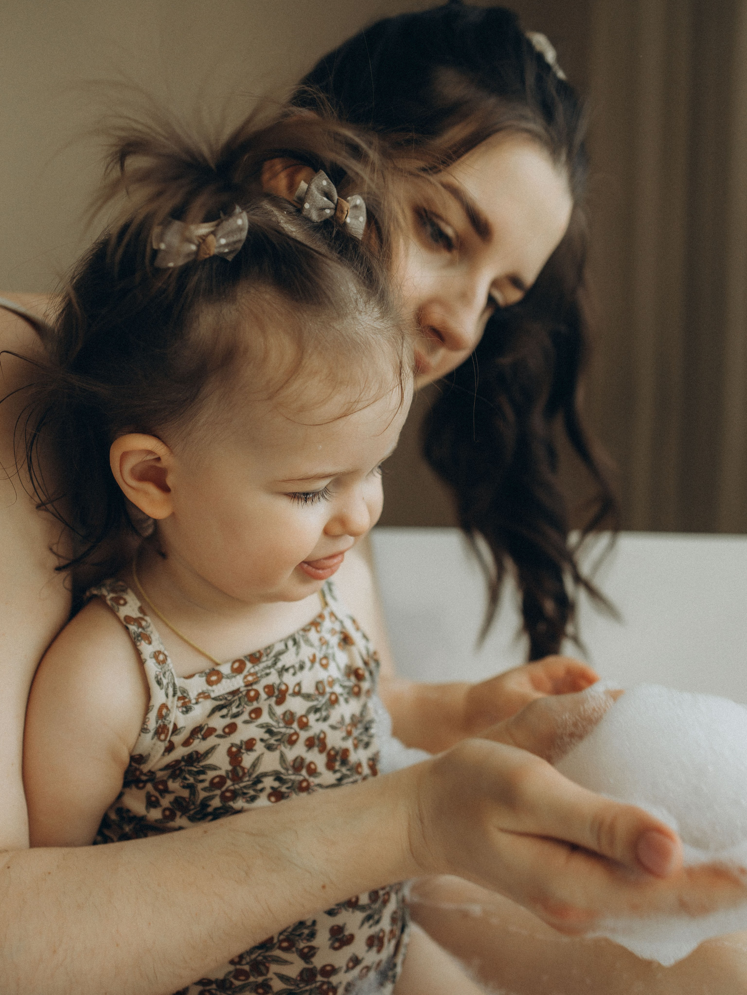 Пенная история. Мама и дочь. Фотограф Дарья Соколовская