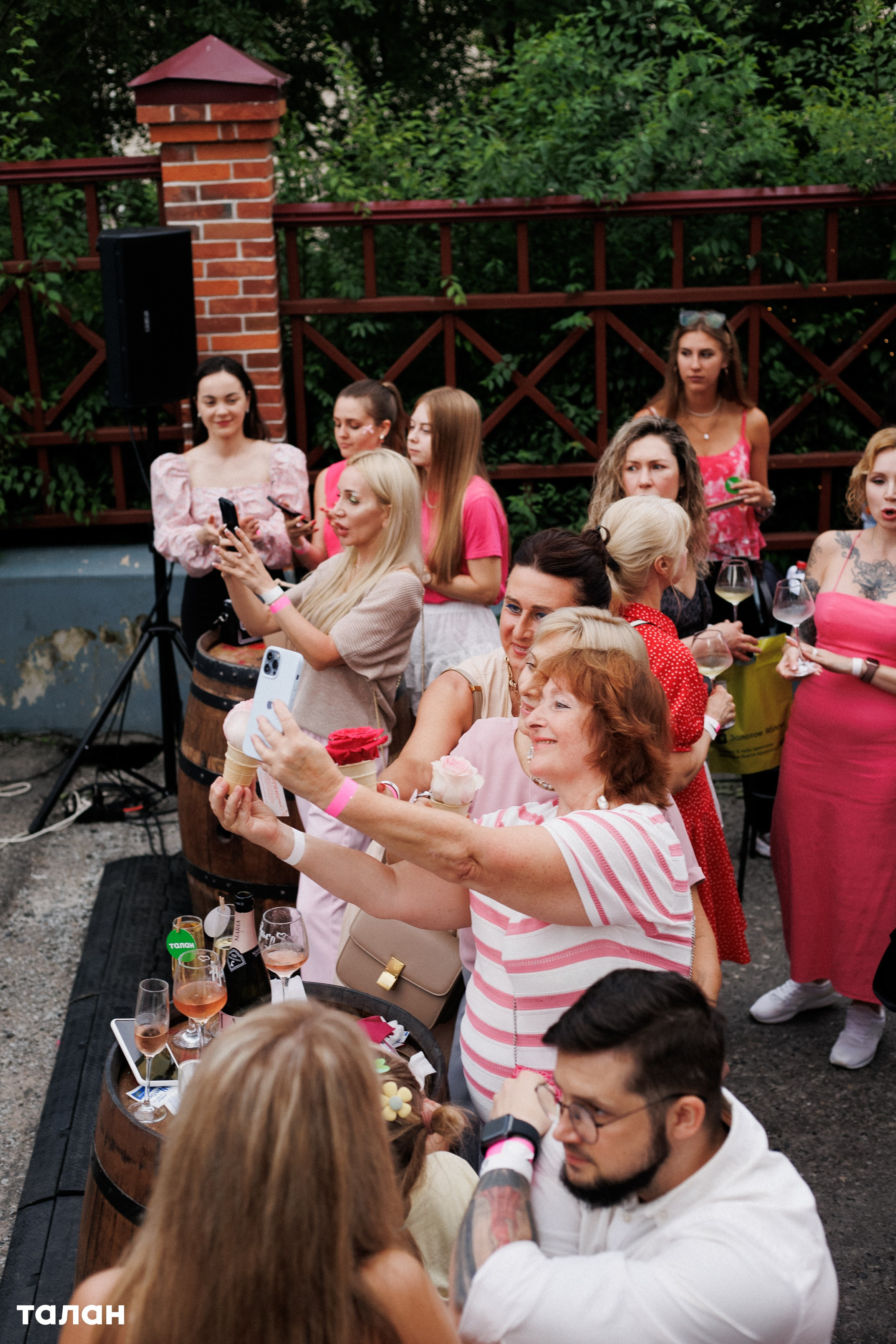 ВИНОТЕКА [бар+магаз] — BIRTHDAY PARTY. СВОИ. ФОТООТЧЕТЫ-СОБЫТИЯ-МЕСТА