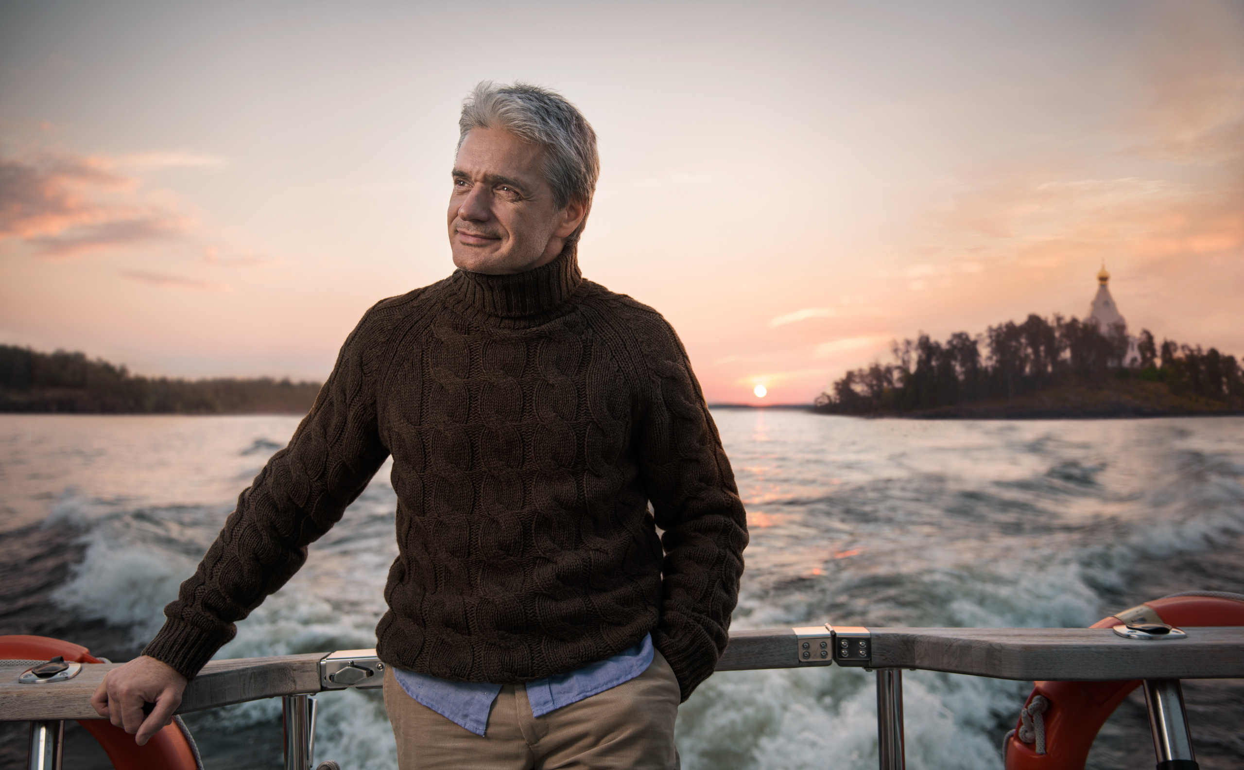 People. Рекламный ретушер в Москве Панченко Артем