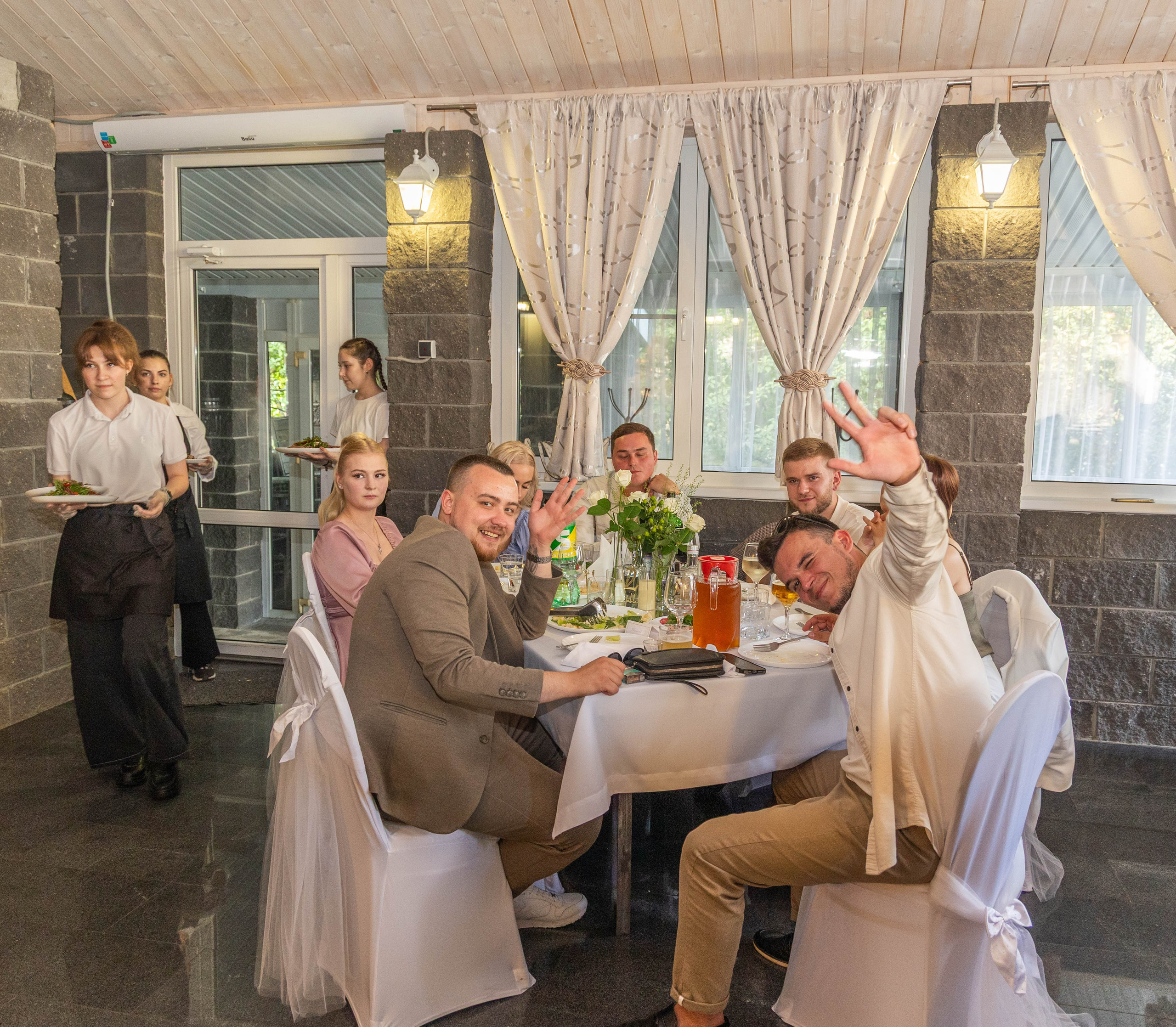 Свадебная фотосессия свадебный фотограф Татьяна Марсуверских свадебная фотопрогулка Москва Жуковский. Фотограф для маркетплейсов, фотоуслуги в Жуковском Татьяна Марсуверских