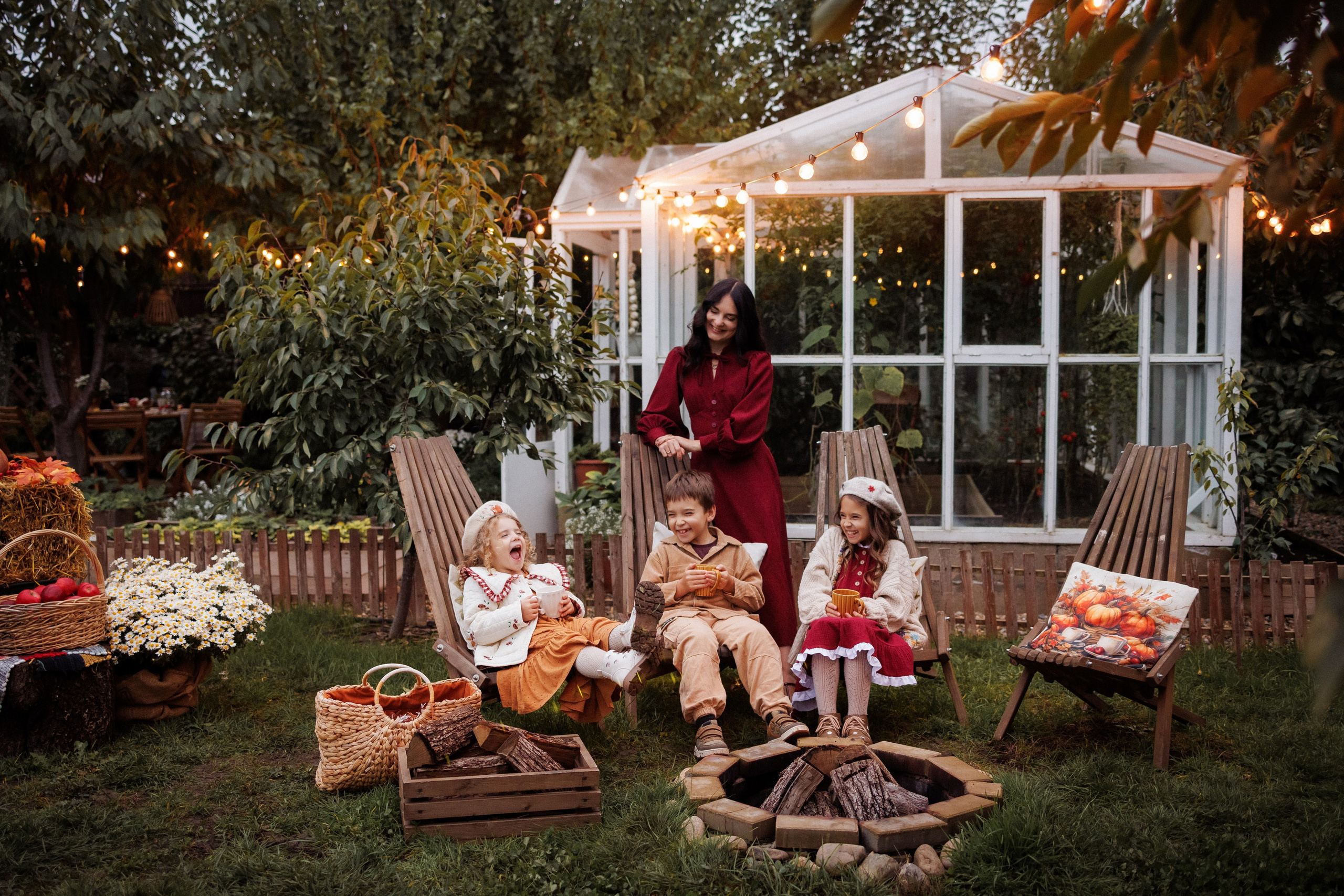 Семейная фотосессия в осенних декорациях фотостудии «Теплица», город Краснодар. Семейный и детский фотограф в Краснодаре Анна Трашкова