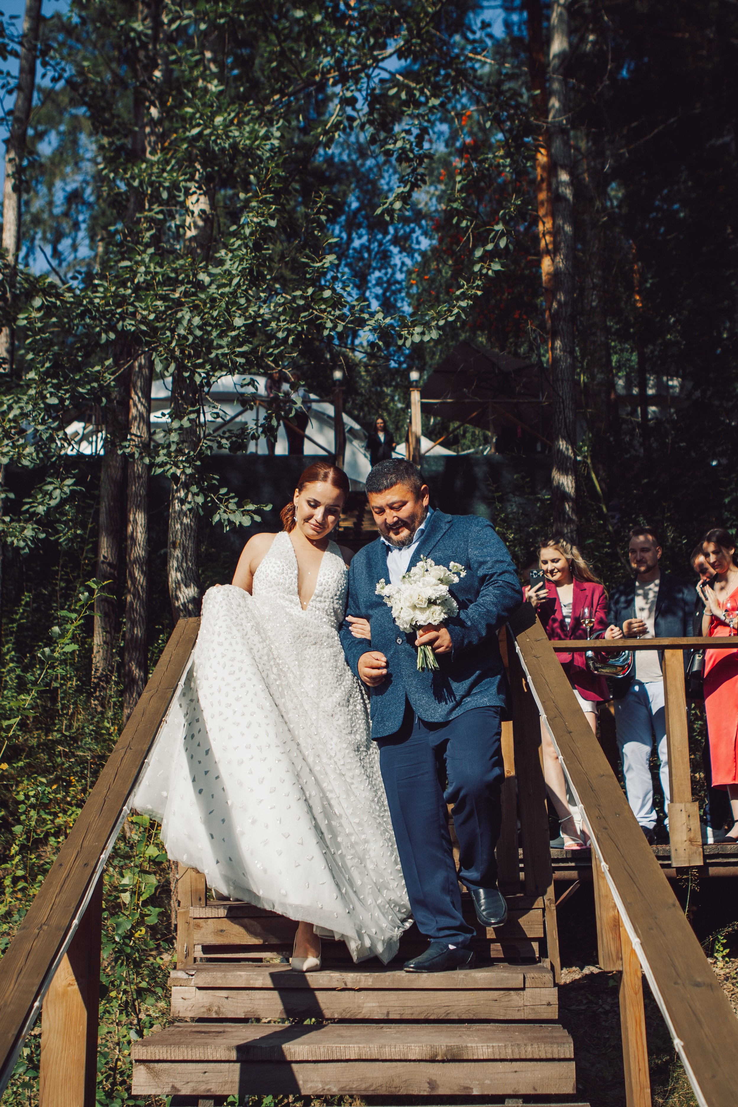 Свадебная фотосессия в отеле hartwell hotel и на патриарших прудах. Фотограф Ольга Ефремова