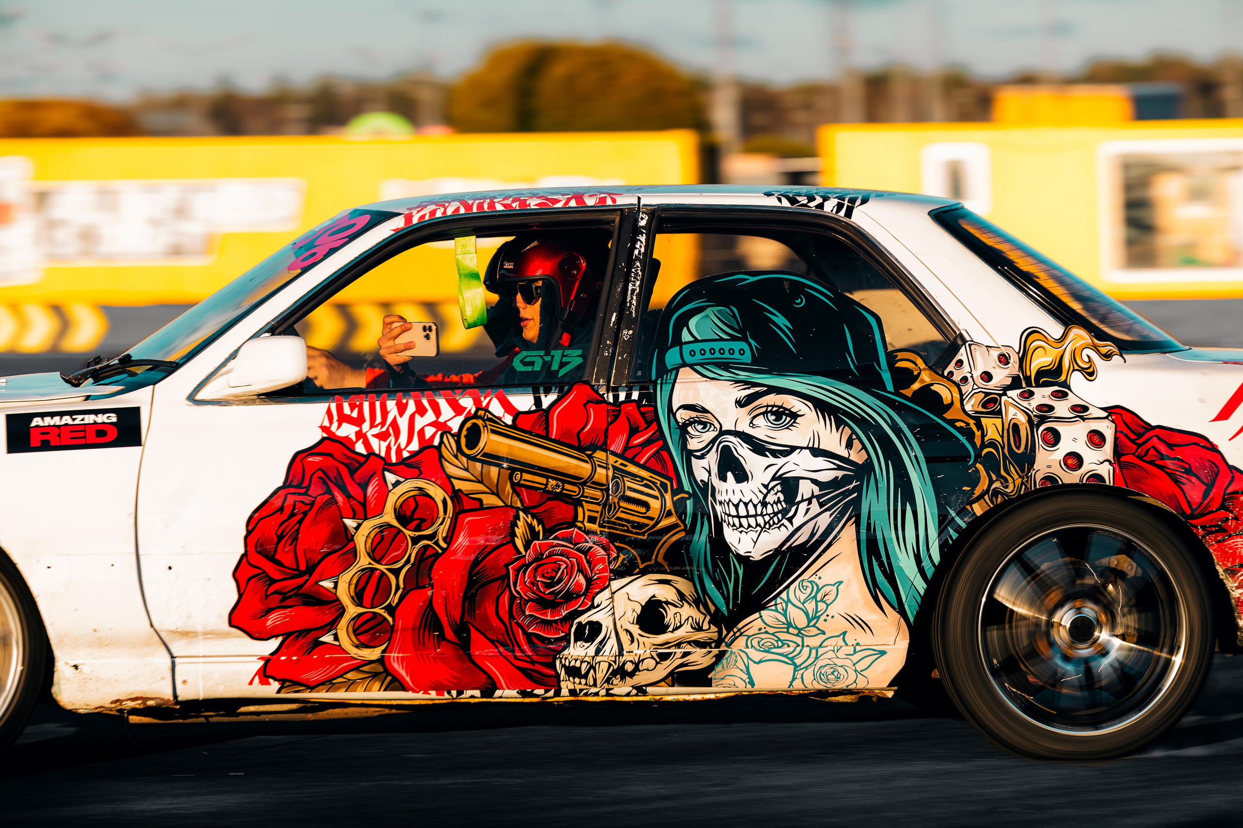 Фотографии закрытия сезона 2025 VibeSide — дрифт и автошоу у МЕГА Дыбенко, Санкт-Петербург