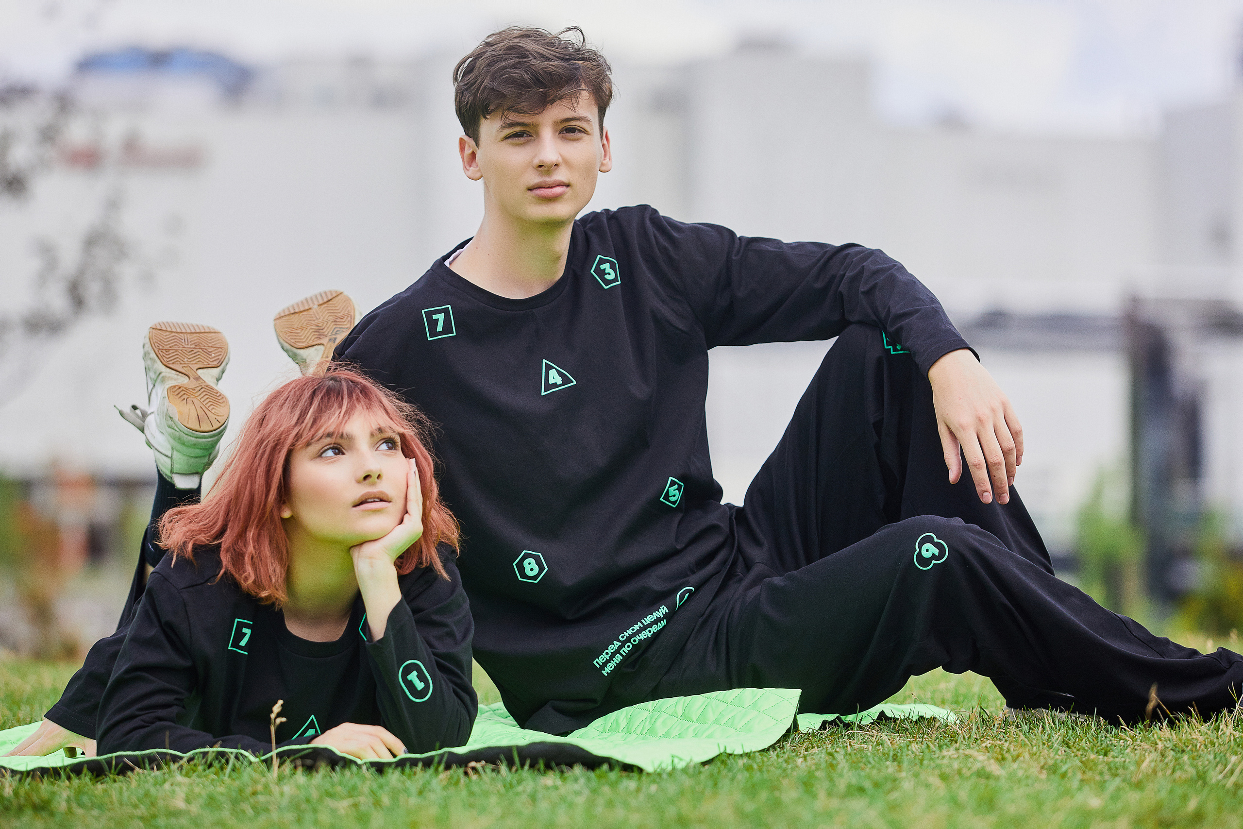 Рекламный мерч для телеканала Пятница. Фотограф Дима Куб