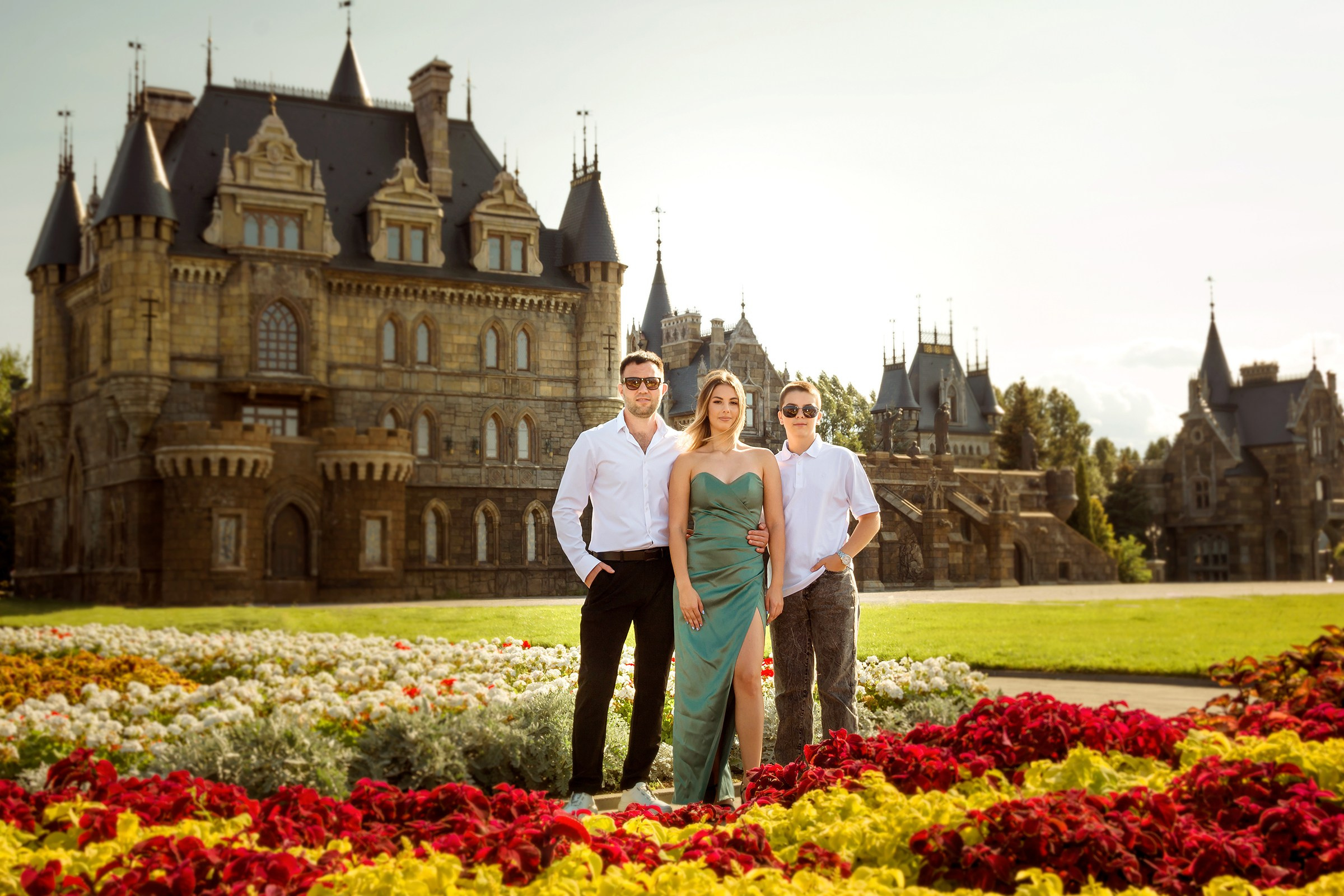 Семейная фотосессия у Замка Гарибальди. Фотограф Оксана Сафонова г. Тольятти