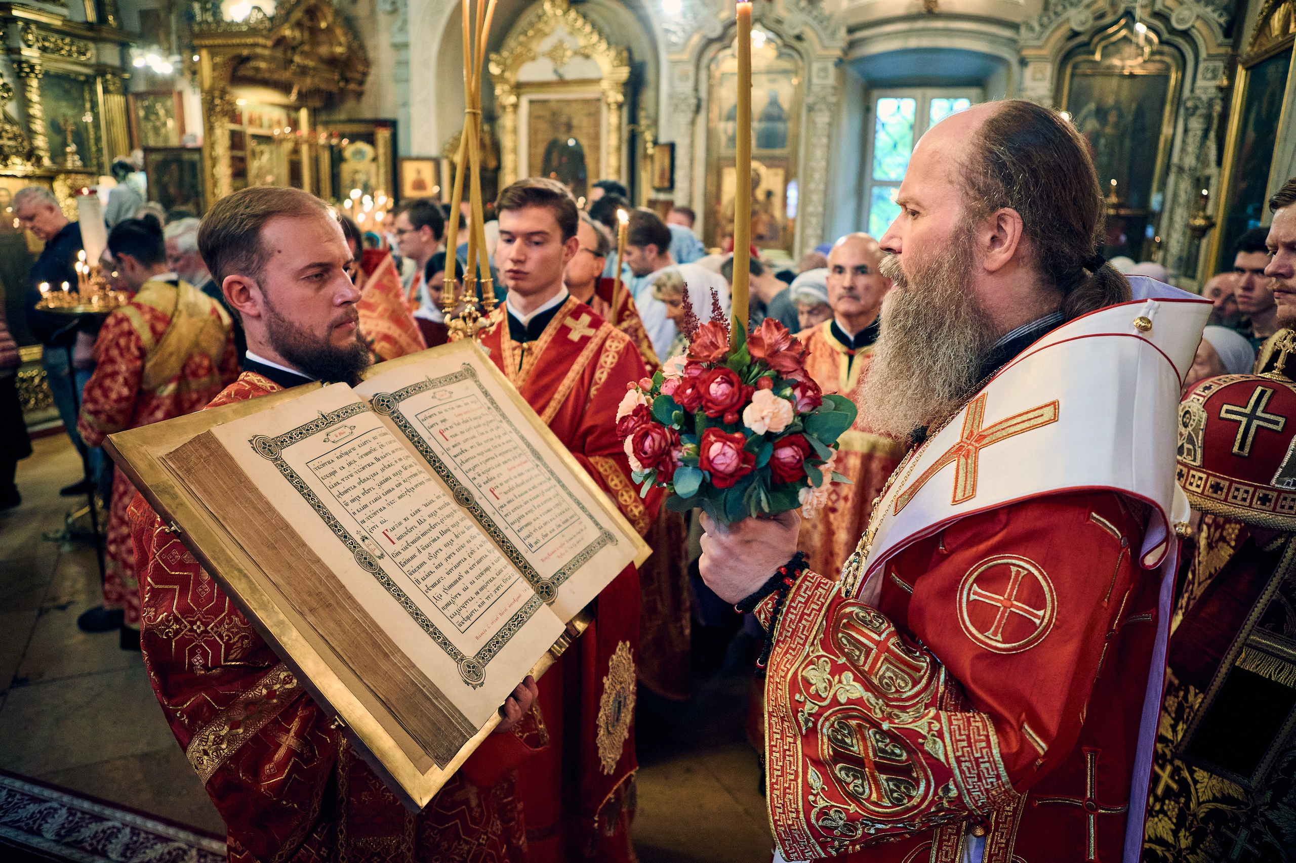 Всенощное бдение в канун престольного праздника храма Иоанна Воина. DMITRY MOISEENKO — фотограф, художник, топ-стилист