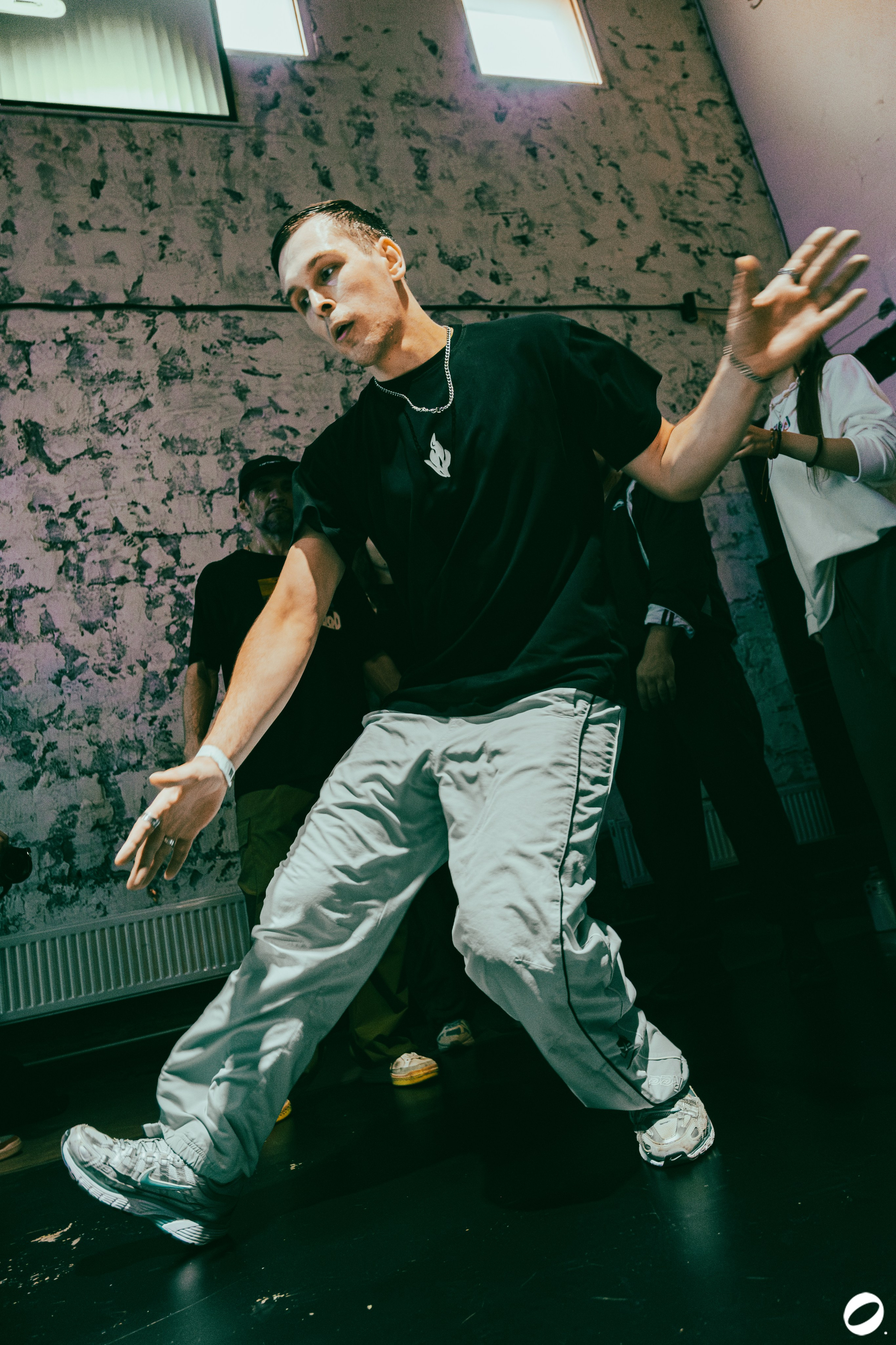 ODD.CLUB 04/04 (@youlovebu). Соня бу тебя сфоткала