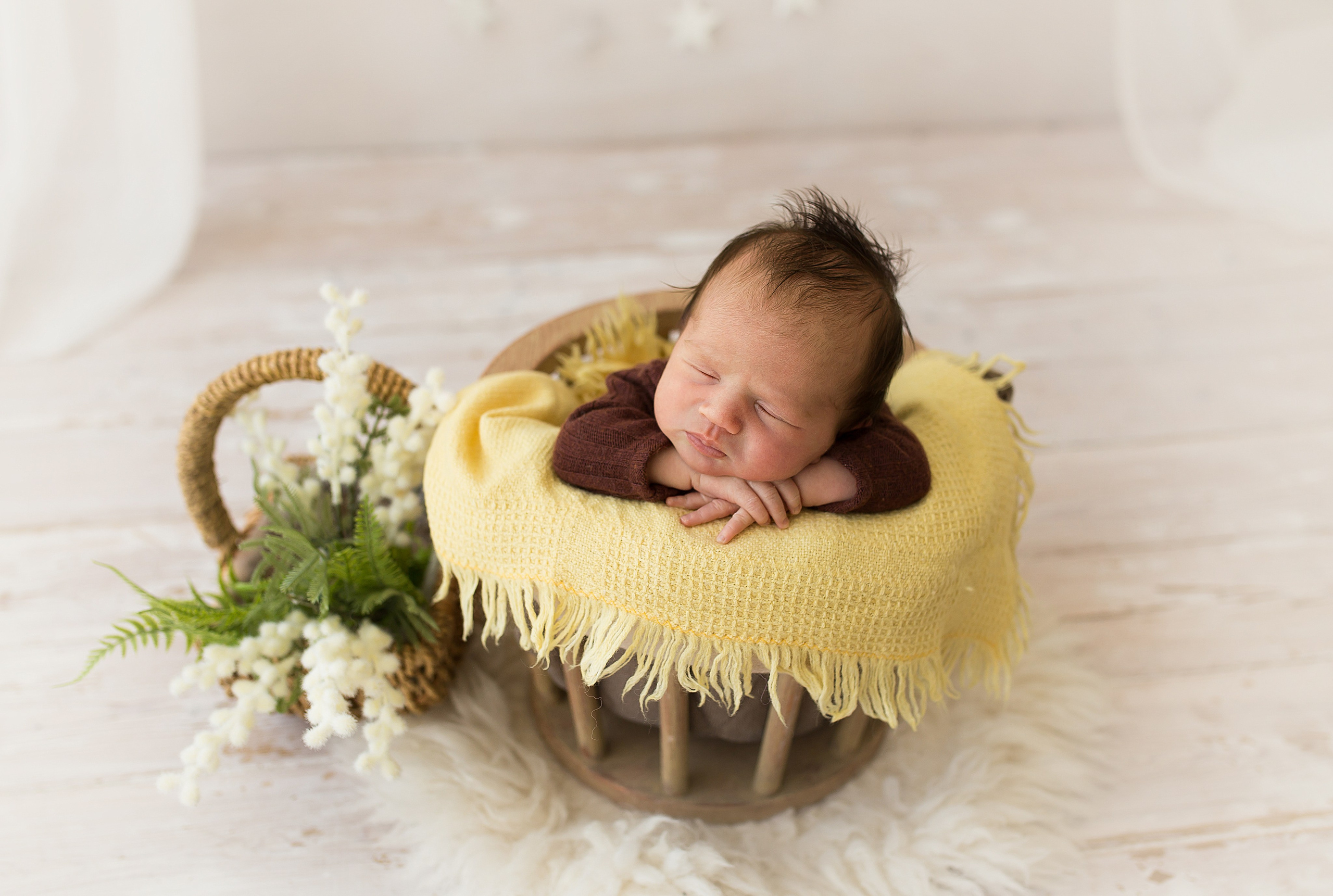 Фотосессия новорождённого. Фотограф новорождённых малышей и детский фотограф В Казани Лана Максим