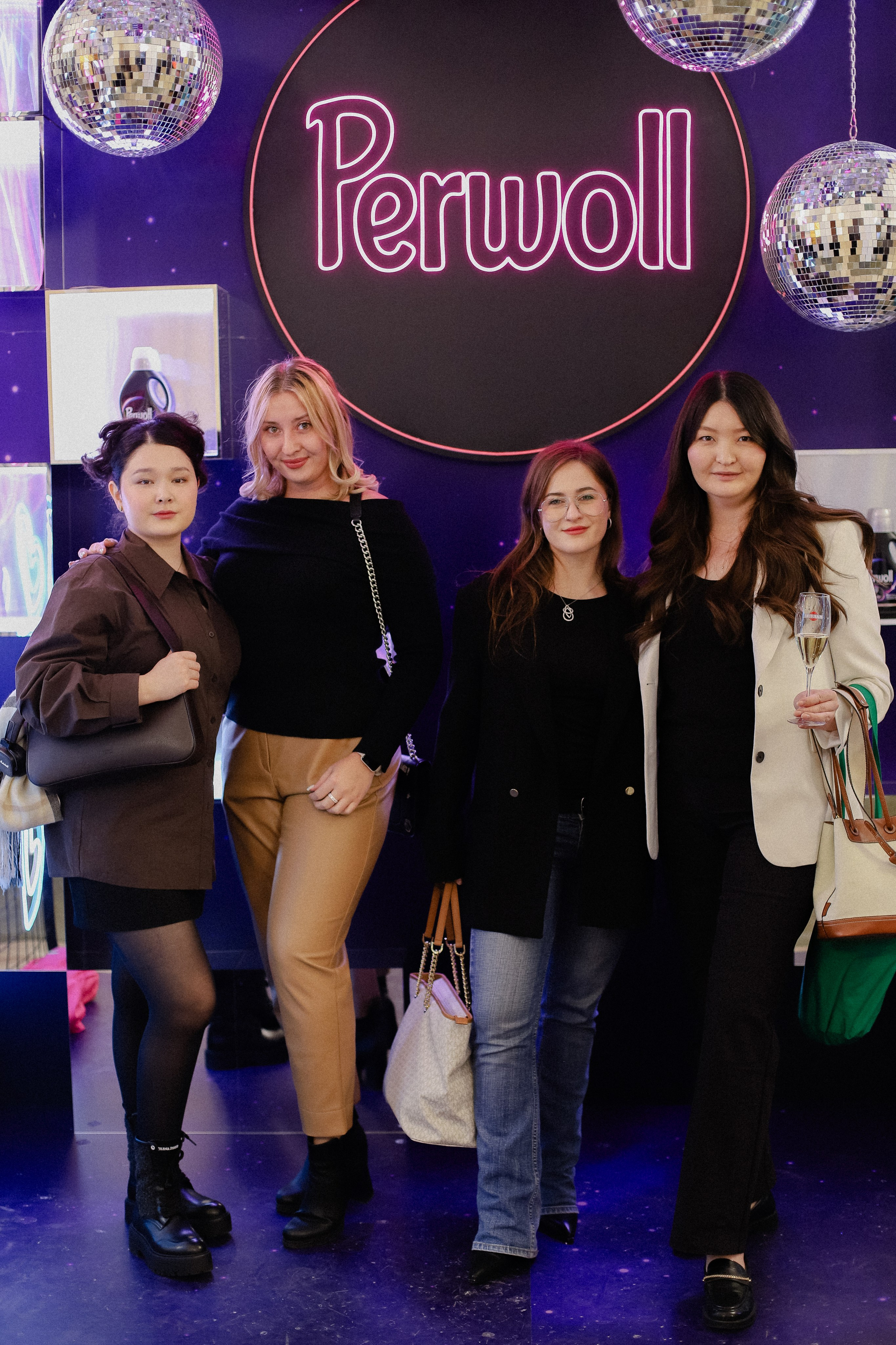 18.10 FWA зона Schwarzkopf и Perwoll. Фотограф в Алматы и Москве Даша Пушкина