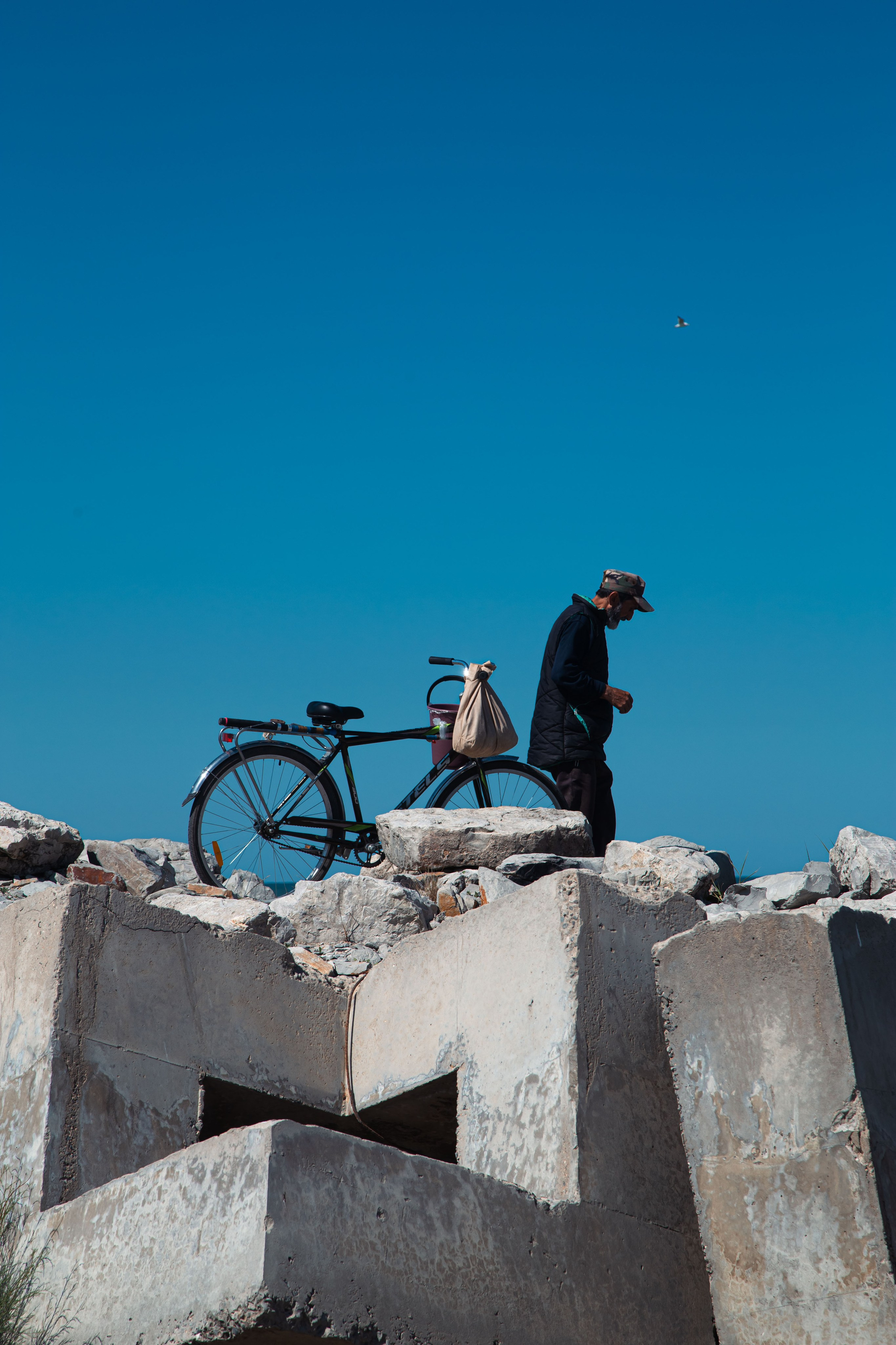 Рыбак и море. Dmitriy [KCCC] is a pretty cool photographer