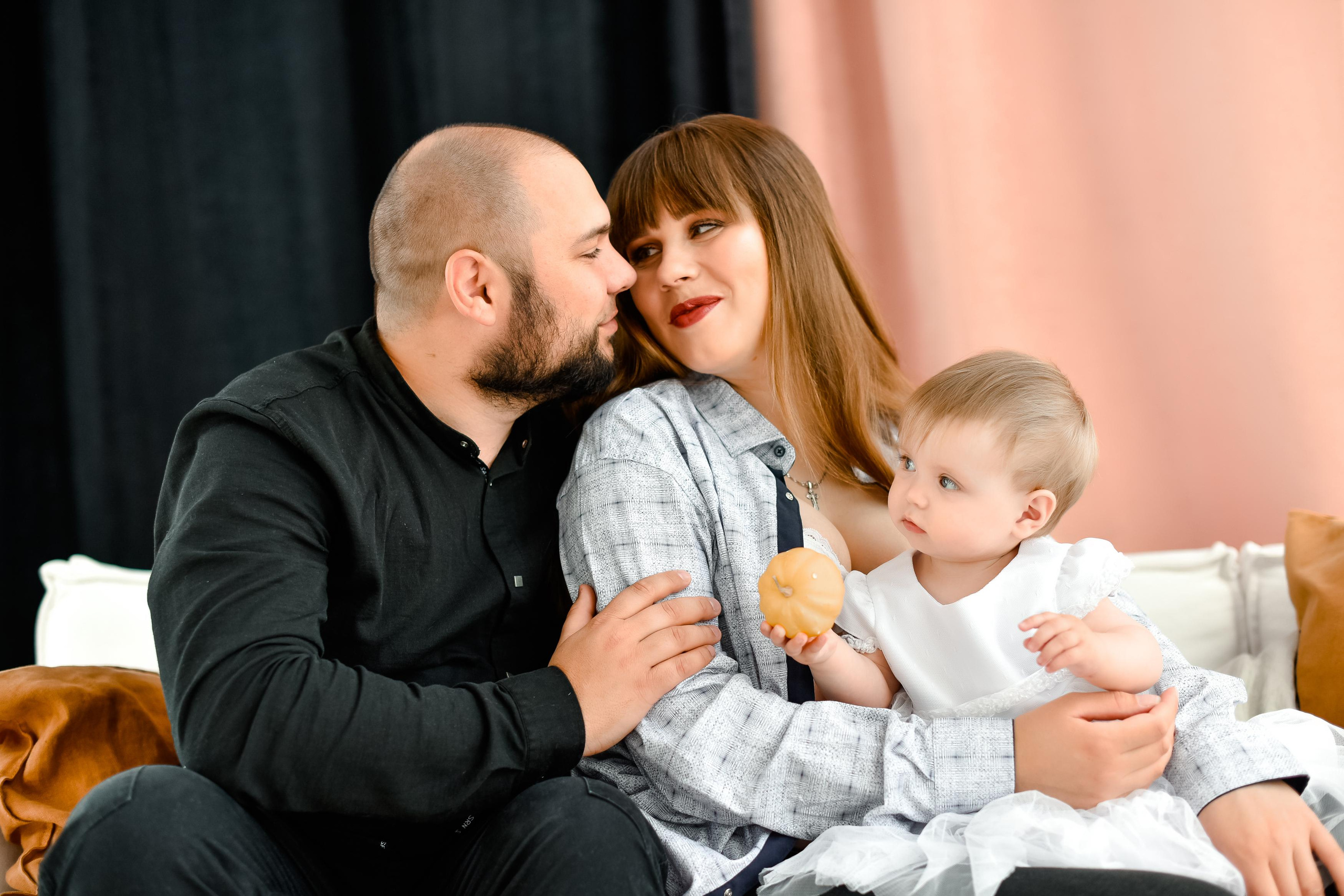 Семья Надежды, Руслана и Коралины