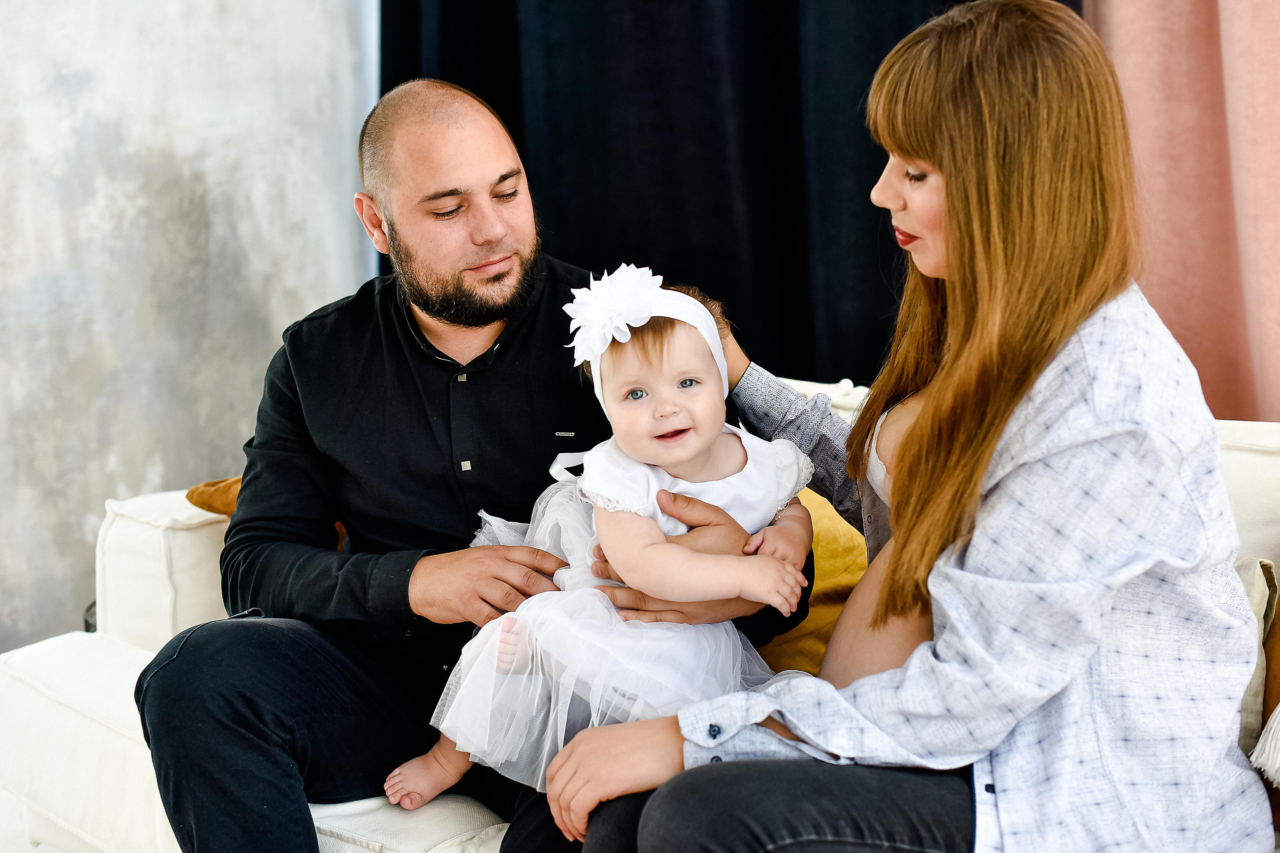 Семья Надежды, Руслана и Коралины