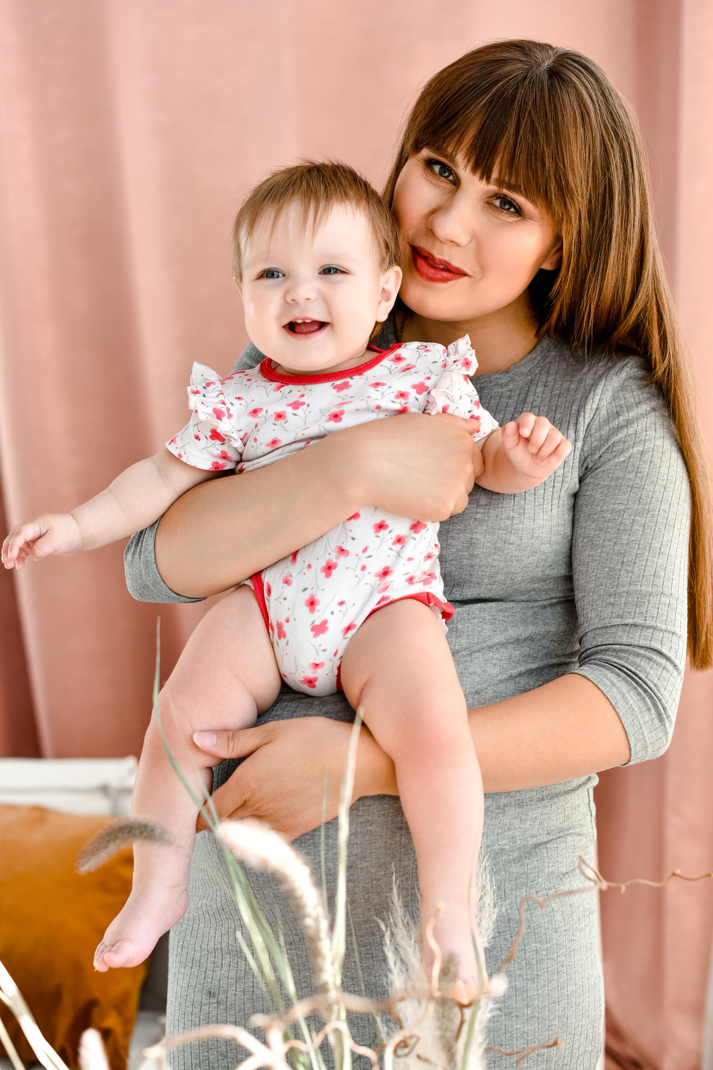 Семья Надежды, Руслана и Коралины