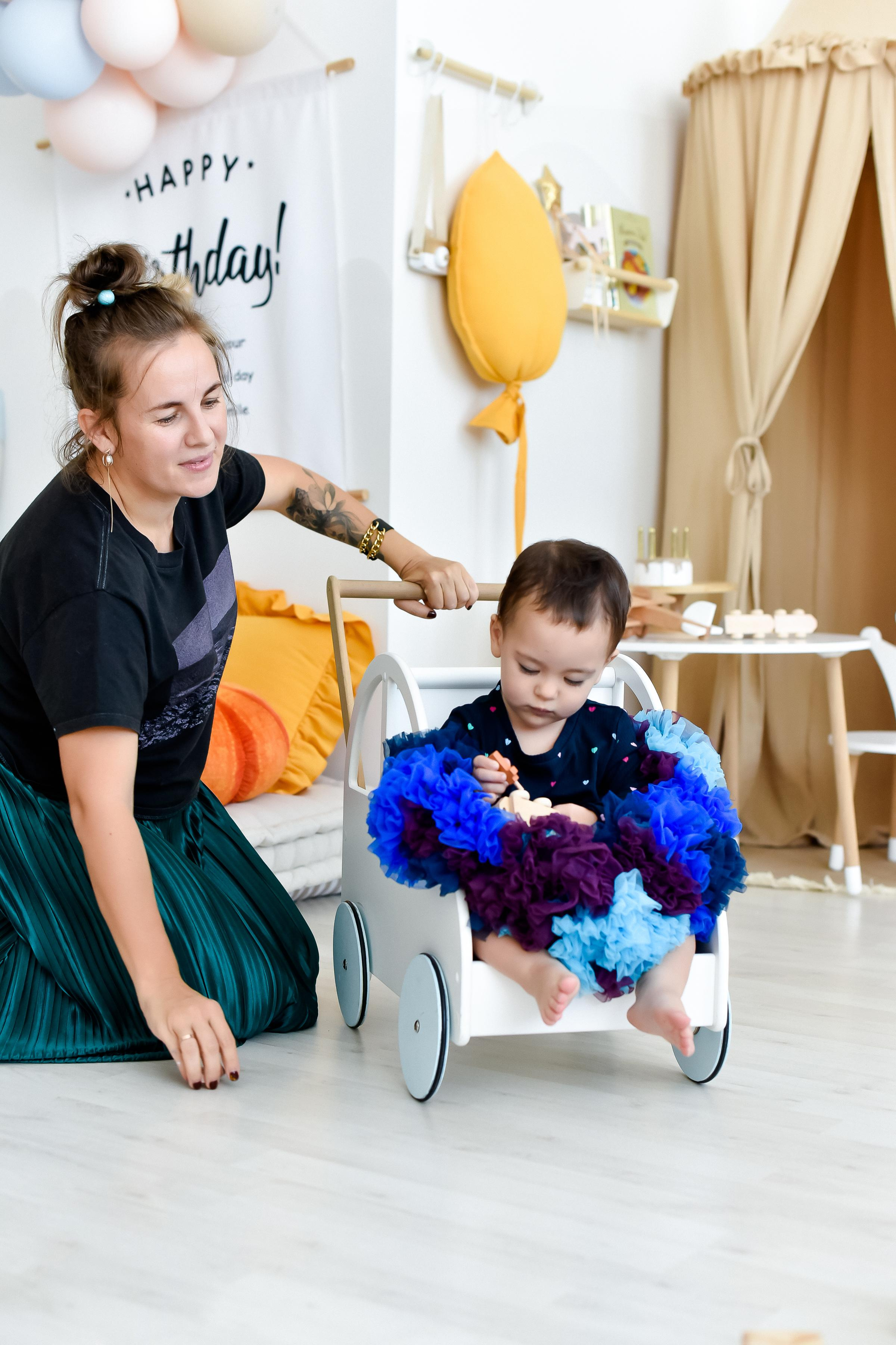 Катюша и Любочка