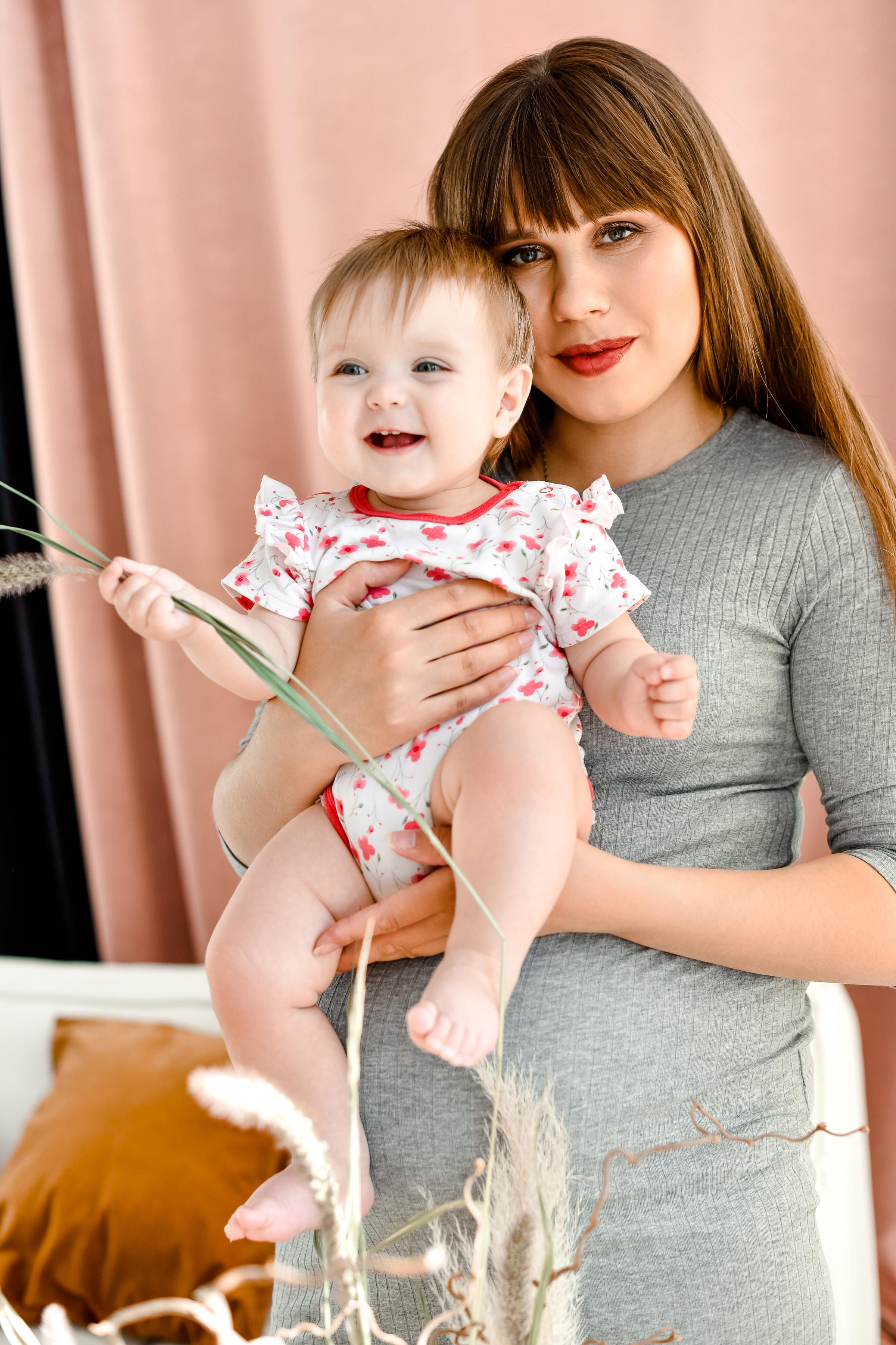 Семья Надежды, Руслана и Коралины