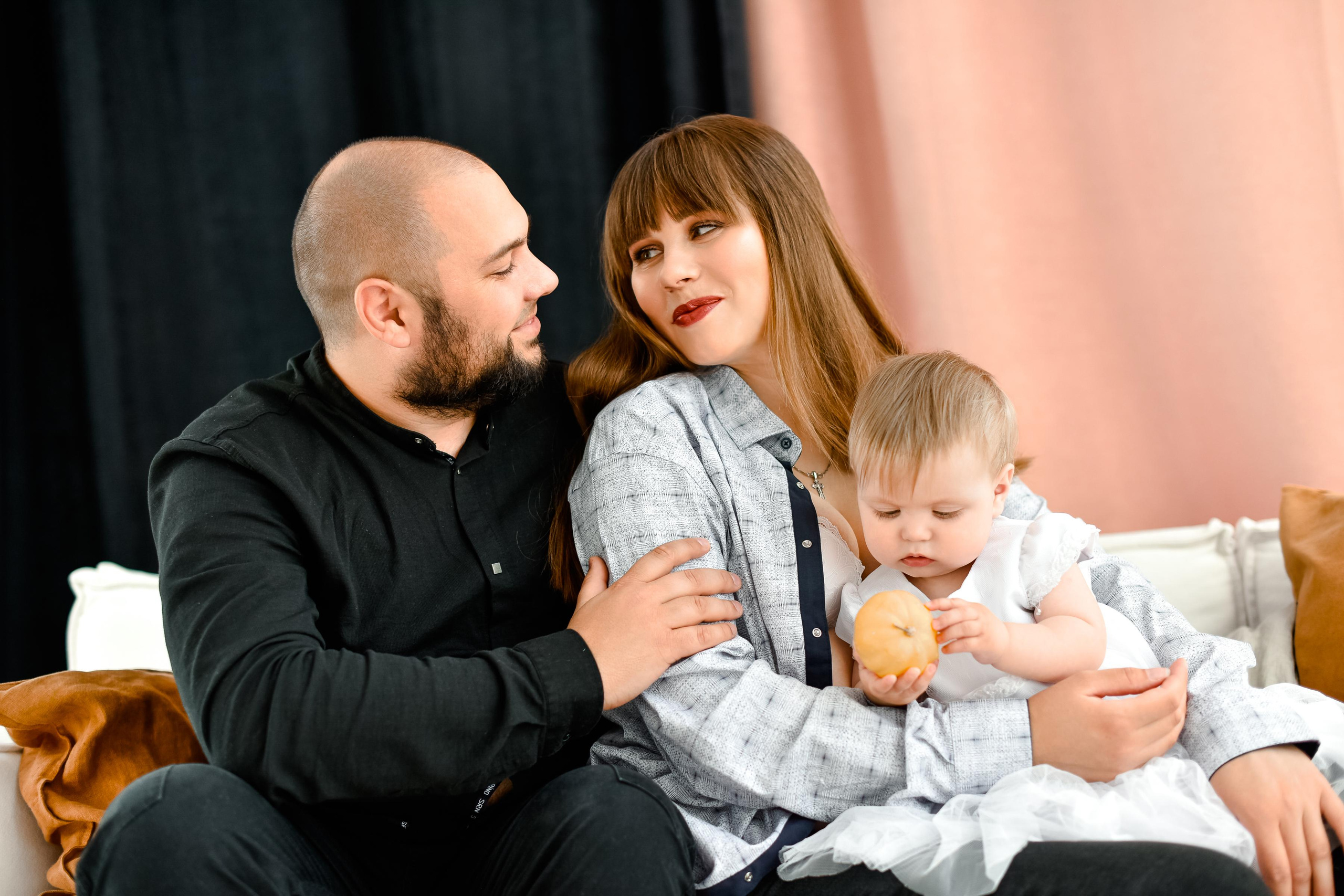 Семья Надежды, Руслана и Коралины