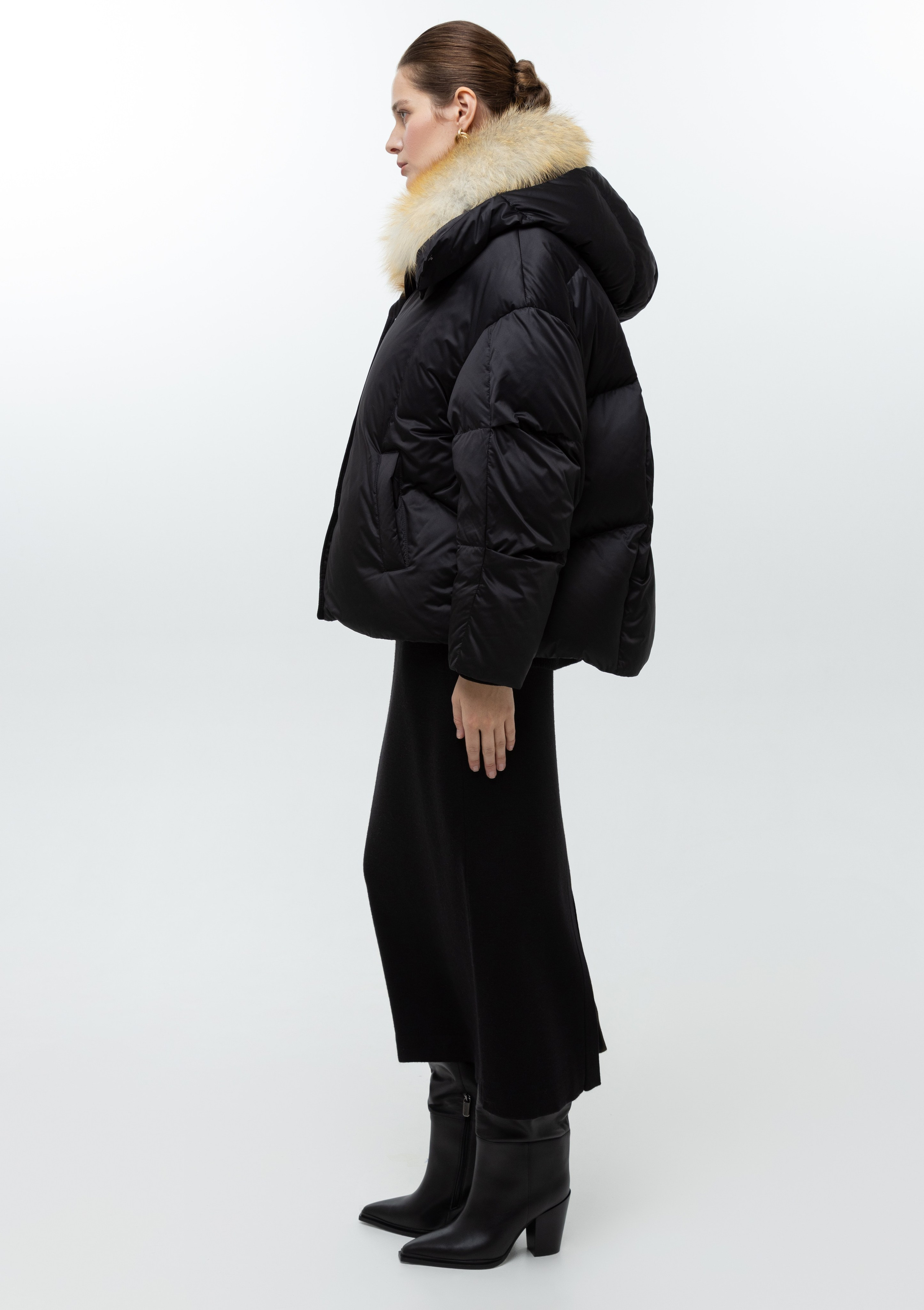 Каталог. Верхняя одежда + трикотаж бренда. 4ч,. Визажист для брендов, Фэшн продюсер Олеся Глушкова