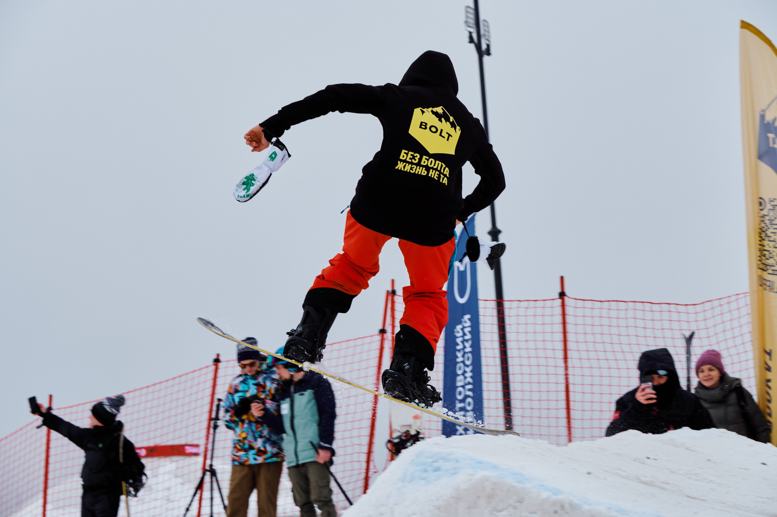 Крутой спуск _Кремль. Коммерческий фотограф в Казани Ксения Добролюбова