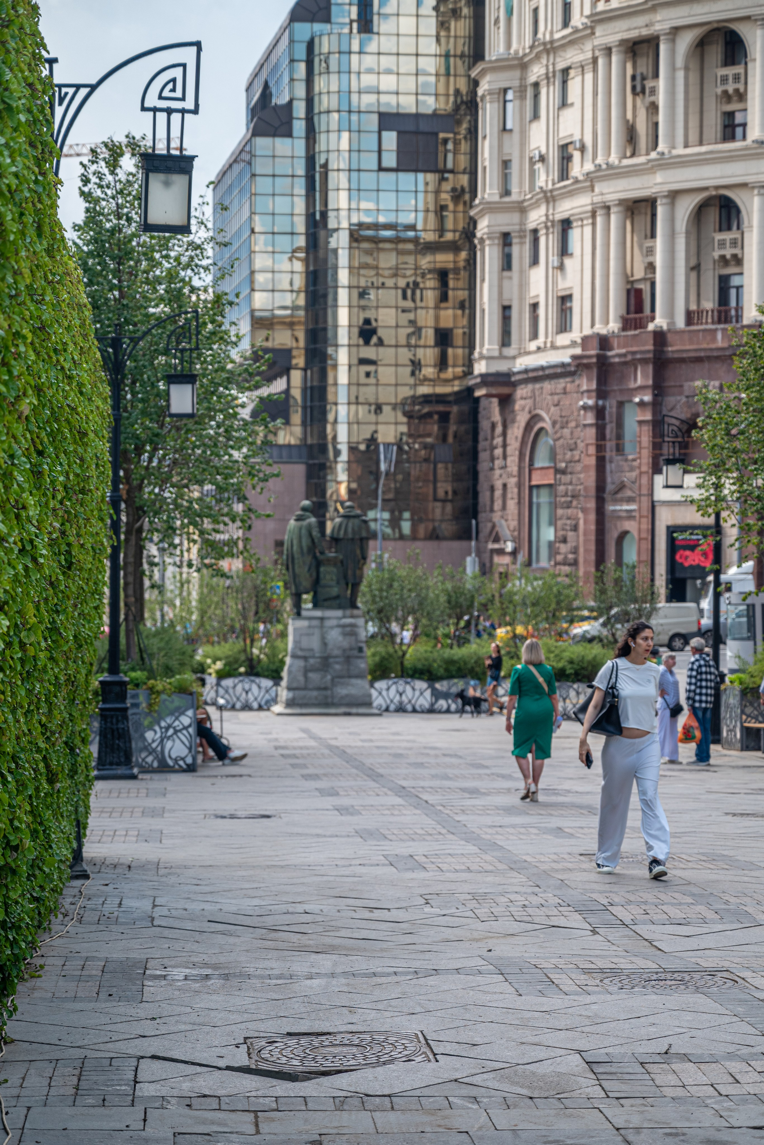 Серафим Гончаров  - аттестованный экскурсовод по Москве. П&П — Полезное с Приятным. Фотоэкскурсии — Москва на память. Экскурсовод и фотограф в Москве. Увези столицу в своём альбоме!