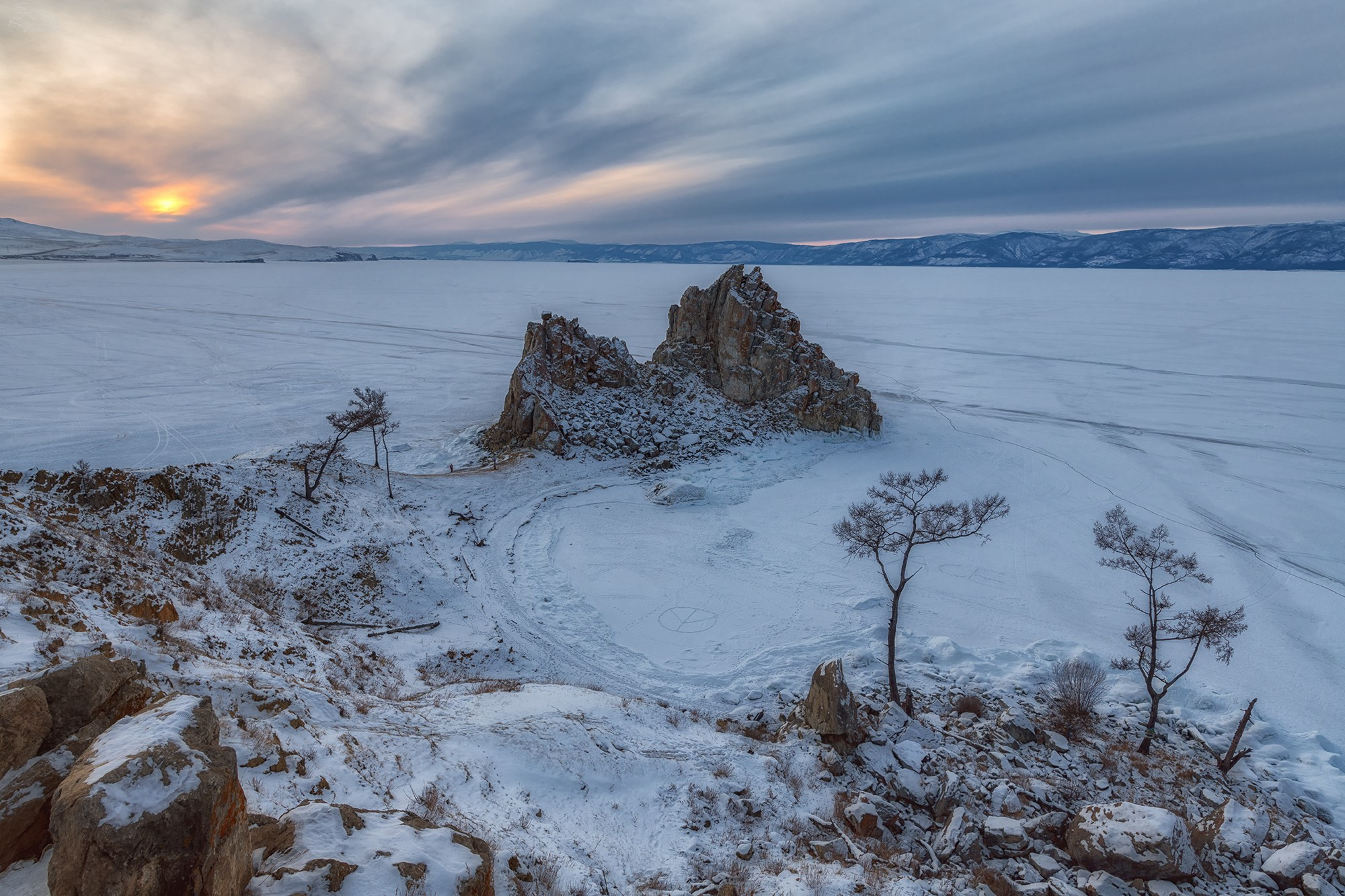 Зимние пейзажи Байкала. Окрестности острова Ольхон. Сергей Карпухин.